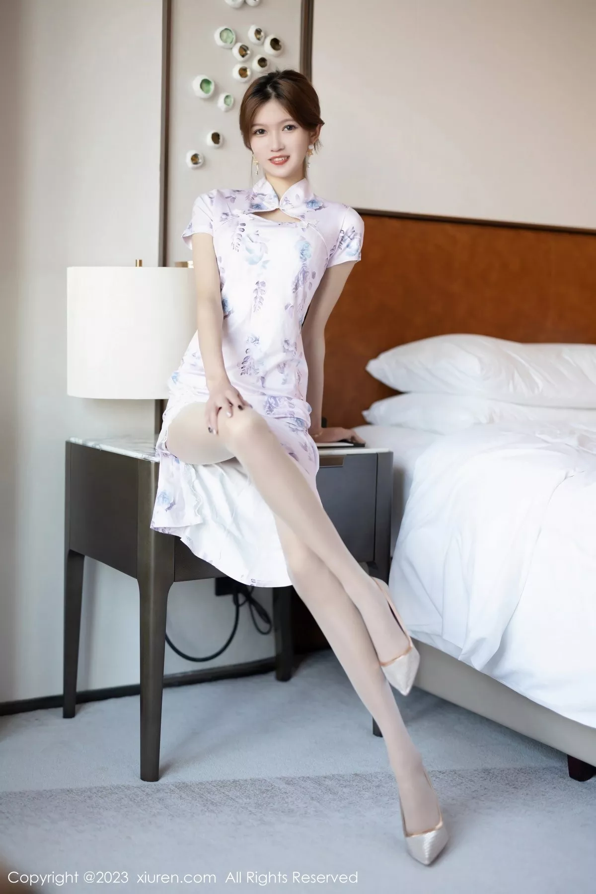 秀人集.com_[XiuRen秀人网]No.6591_模特程程程私房脱图案旗袍露白色蕾丝内衣配超薄肉丝诱惑写真80P