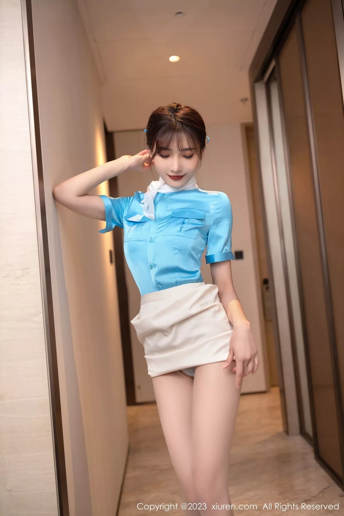 秀人集.com_[XiuRen秀人网]No.6463_模特陆萱萱脱韩国空姐制服露灰色内衣配开档肉丝迷人诱惑写真83P