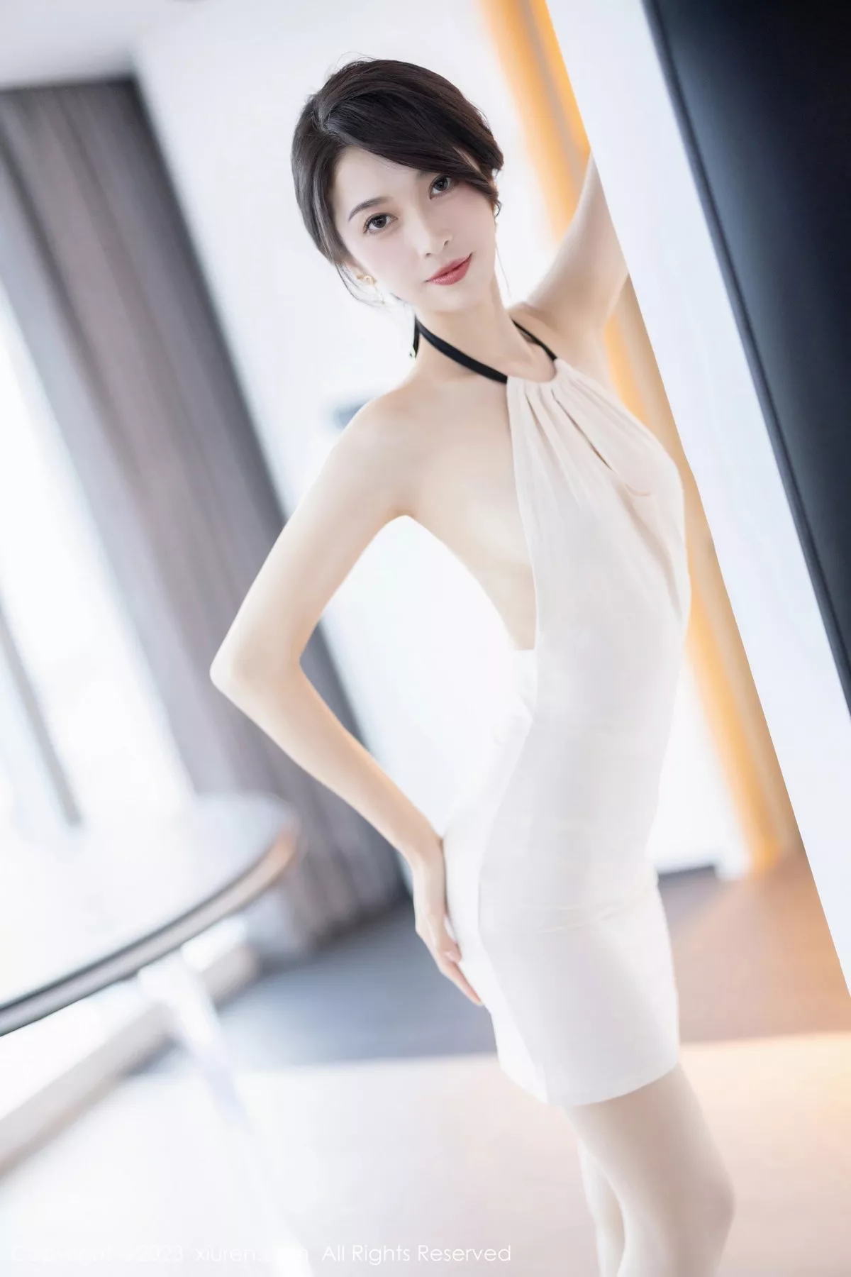 秀人集.com_[XiuRen秀人网]No.6631_模特林乐一性感米色连身短裙配原色丝袜秀曼妙身姿迷人写真83P
