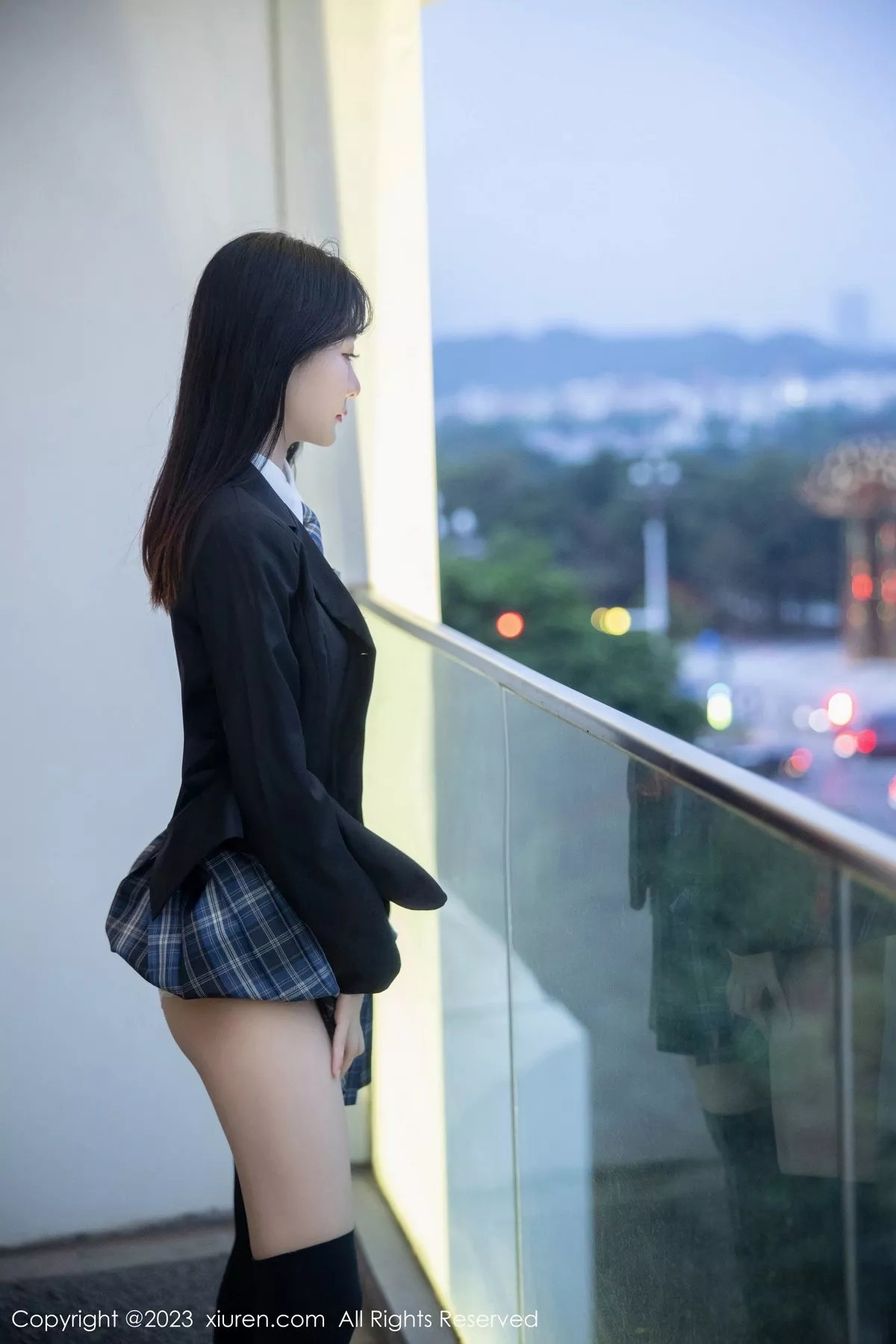 秀人集.com_[XiuRen秀人网]No.6662_模特幼幼学妹制服性感白T配格子裙露白色蕾丝内衣完美诱惑写真92P