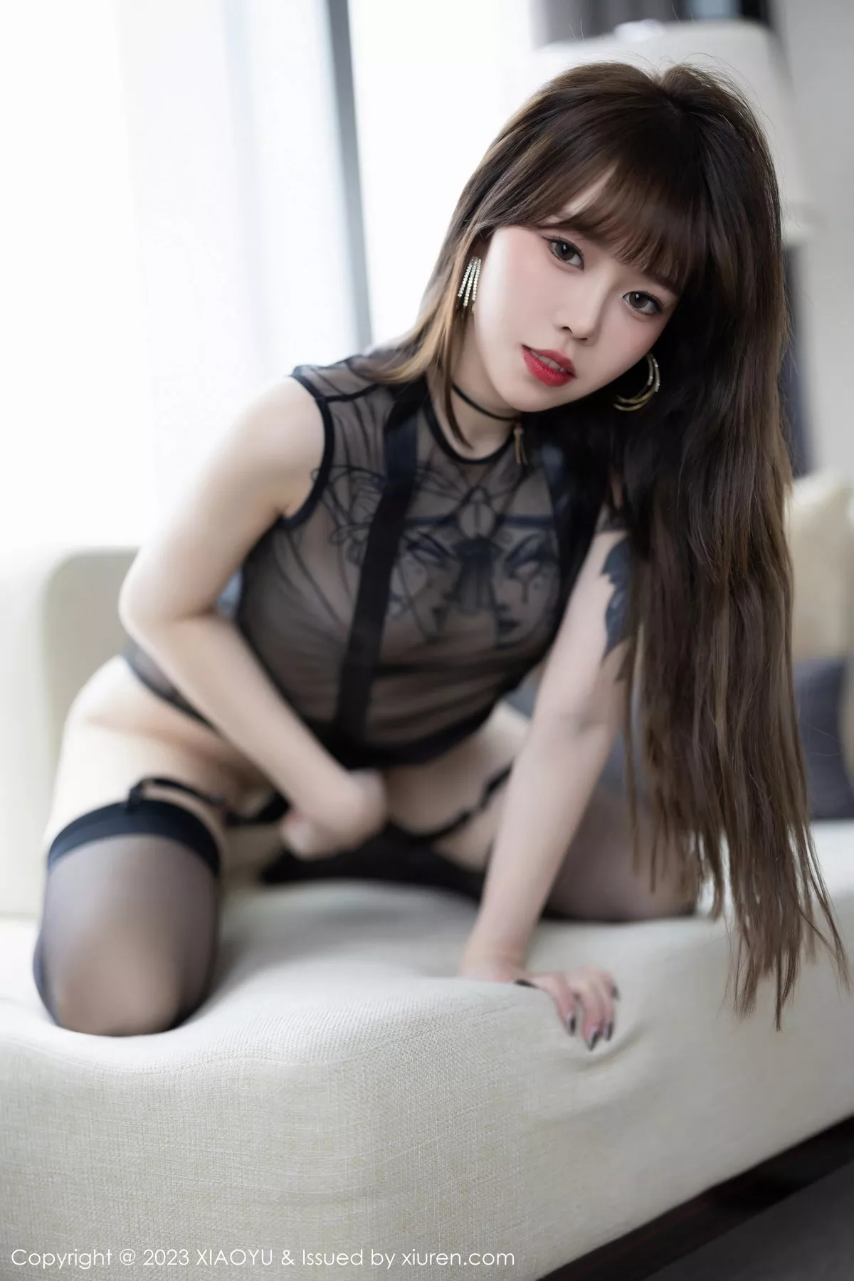 秀人集.com_[XiaoYu画语界]Vol.1019_模特奶瓶.性感黑色皮衣露黑色薄透连体衣配黑丝吊袜诱惑写真93P