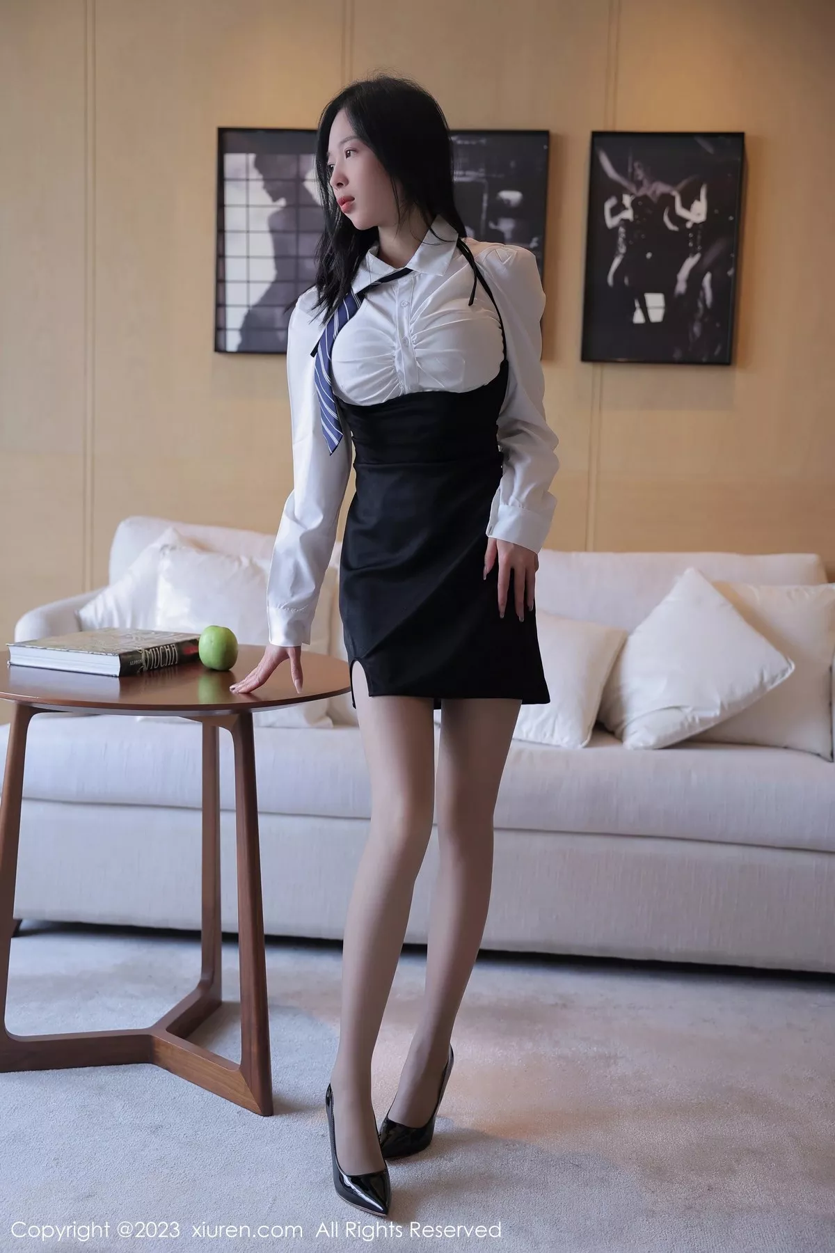 秀人集.com_[XiuRen秀人网]No.6675_模特茜茜Kimi性感白T配黑短裙露白蕾丝内衣秀完美身材诱惑写真65P