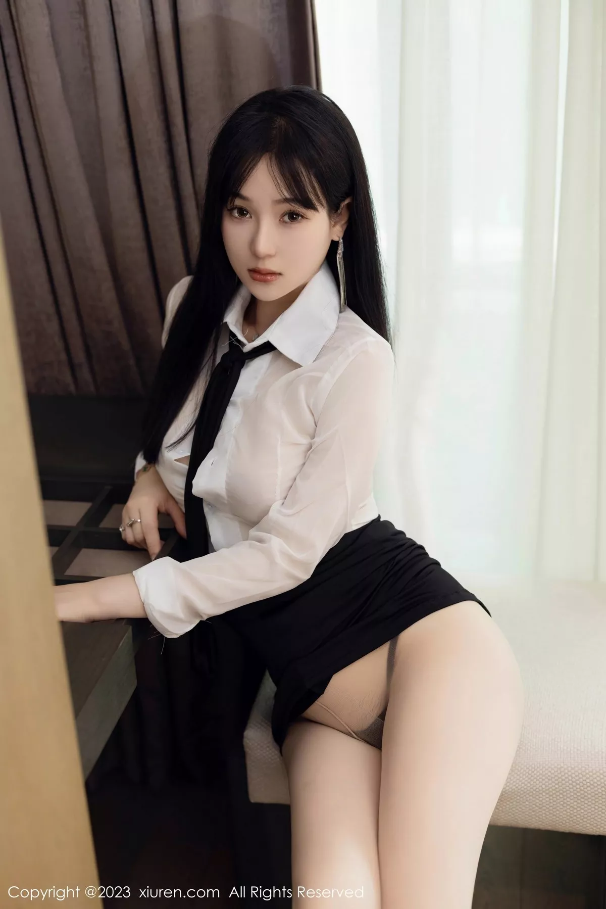 秀人集.com_[XiuRen秀人网]No.6710_新人模特柚琪Rich性感白色轻透衣配黑短裙秀曼妙身姿诱惑写真74P
