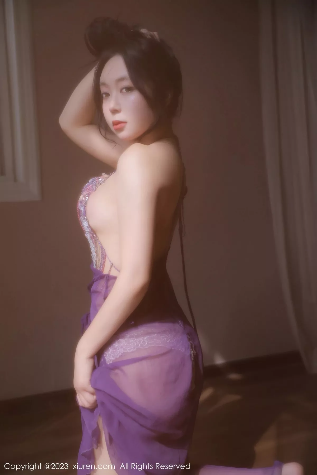 秀人集.com_[XiuRen秀人网]No.6601_模特露露luncy性感紫色轻透情趣服饰秀惹火身材撩人诱惑写真80P