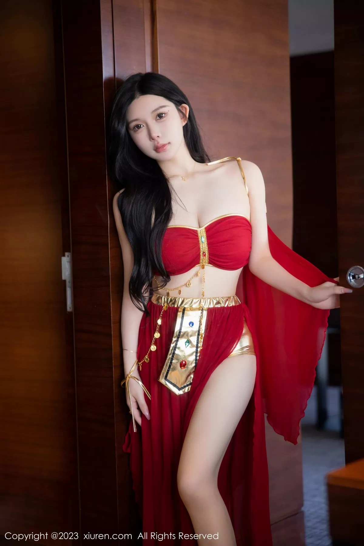 秀人集.com_[XiuRen秀人网]No.6613_模特林珊珊性感红色西域舞娘装扮秀曼妙丰腴身姿迷人诱惑写真84P