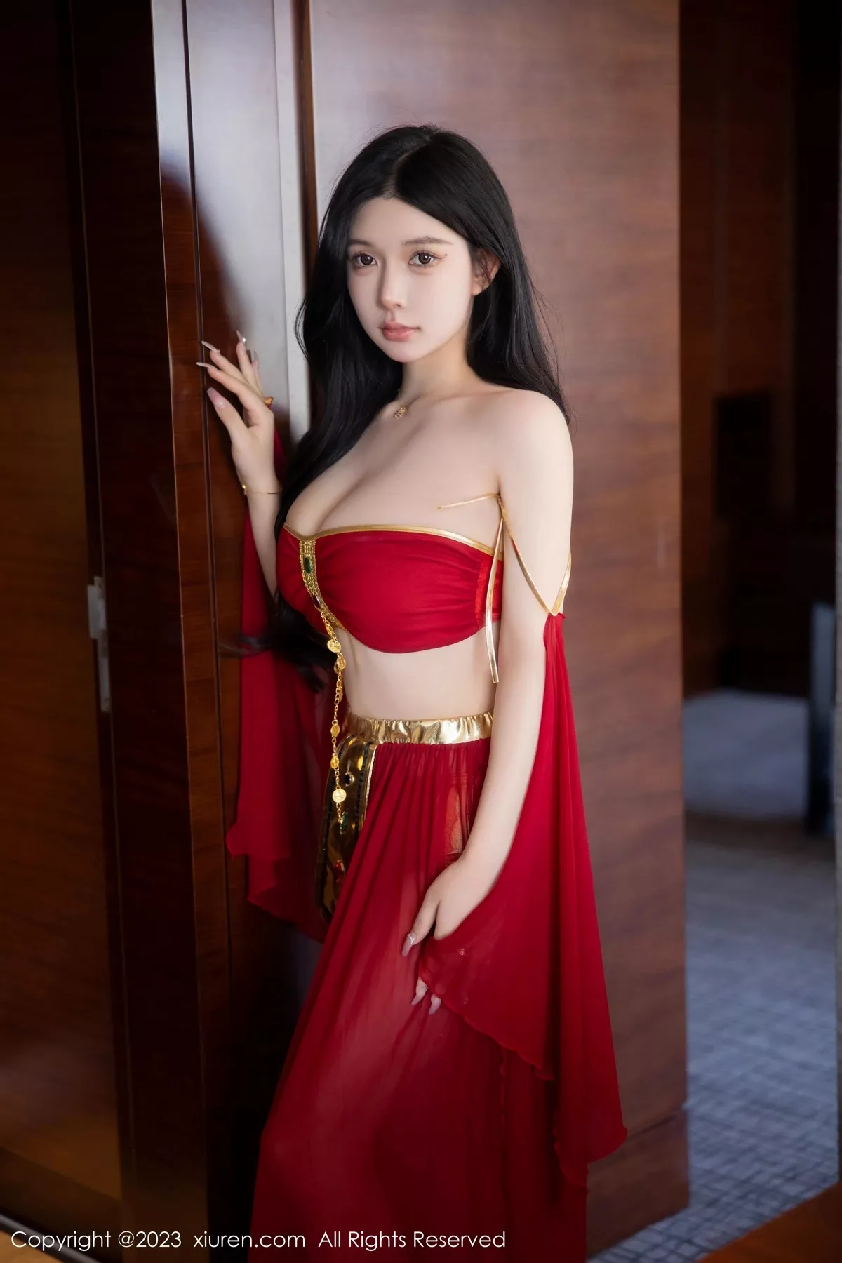 秀人集.com_[XiuRen秀人网]No.6613_模特林珊珊性感红色西域舞娘装扮秀曼妙丰腴身姿迷人诱惑写真84P