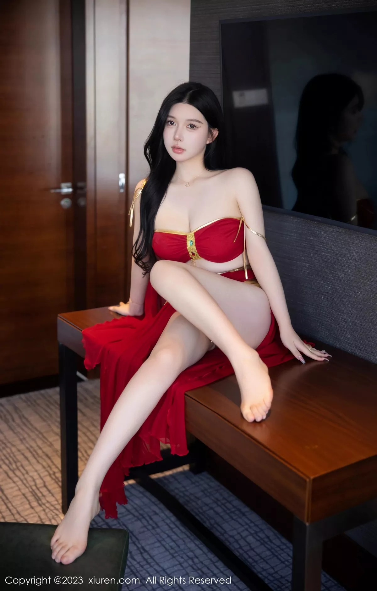 秀人集.com_[XiuRen秀人网]No.6613_模特林珊珊性感红色西域舞娘装扮秀曼妙丰腴身姿迷人诱惑写真84P
