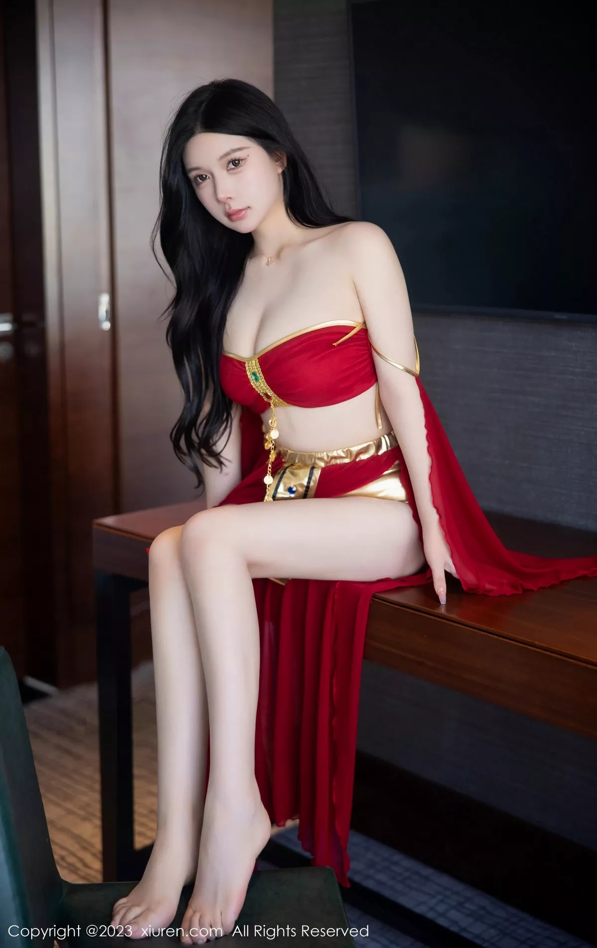 秀人集.com_[XiuRen秀人网]No.6613_模特林珊珊性感红色西域舞娘装扮秀曼妙丰腴身姿迷人诱惑写真84P