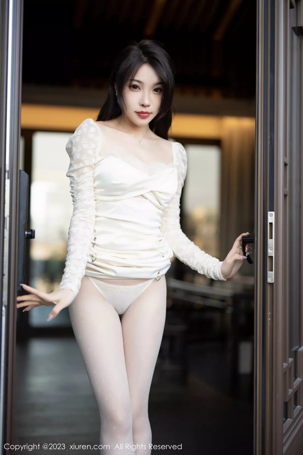 秀人集.com_[XiuRen秀人网]No.6616_女神徐莉芝白色连身裙+黑色轻透薄纱连体衣秀曼妙身姿诱惑写真87P