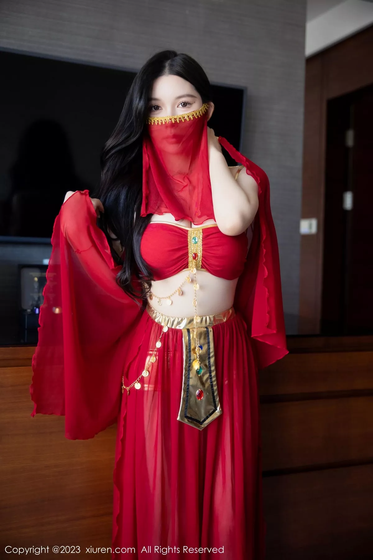 秀人集.com_[XiuRen秀人网]No.6613_模特林珊珊性感红色西域舞娘装扮秀曼妙丰腴身姿迷人诱惑写真84P