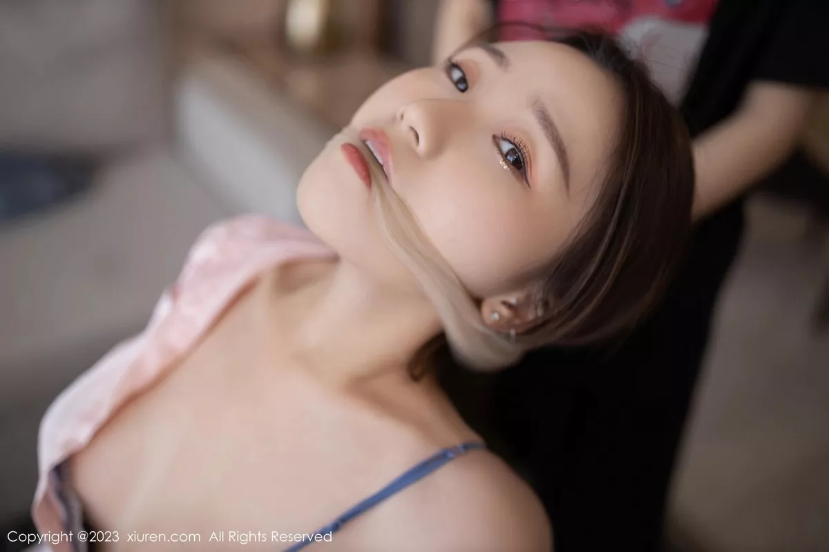 秀人集.com_[XiuRen秀人网]No.6832_模特杏子Yada性感粉色上衣配牛仔短裙露花色内衣迷人诱惑写真79P