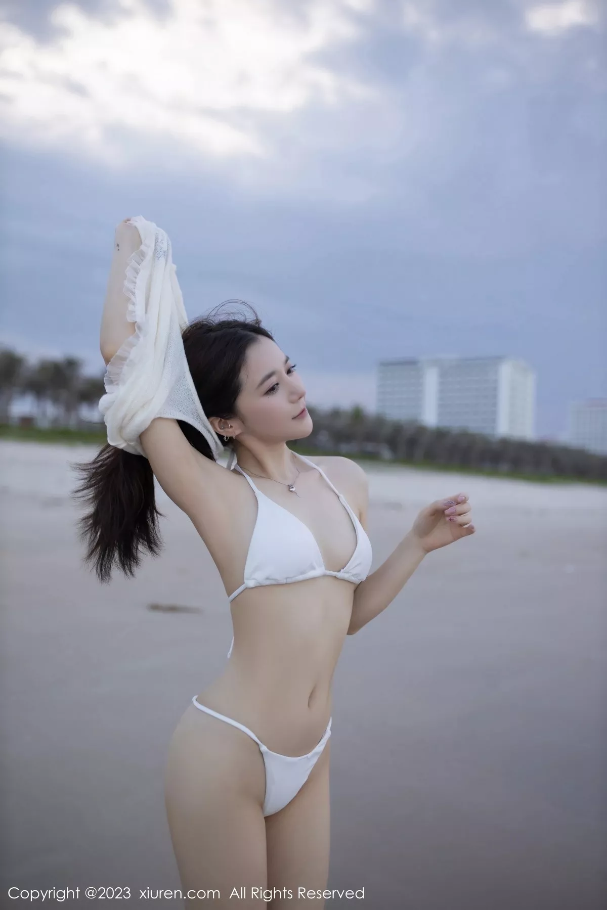 秀人集.com_[XiuRen秀人网]No.6852_模特鱼子酱Fish海边性感白色比基尼服秀婀娜动人身段诱惑写真80P