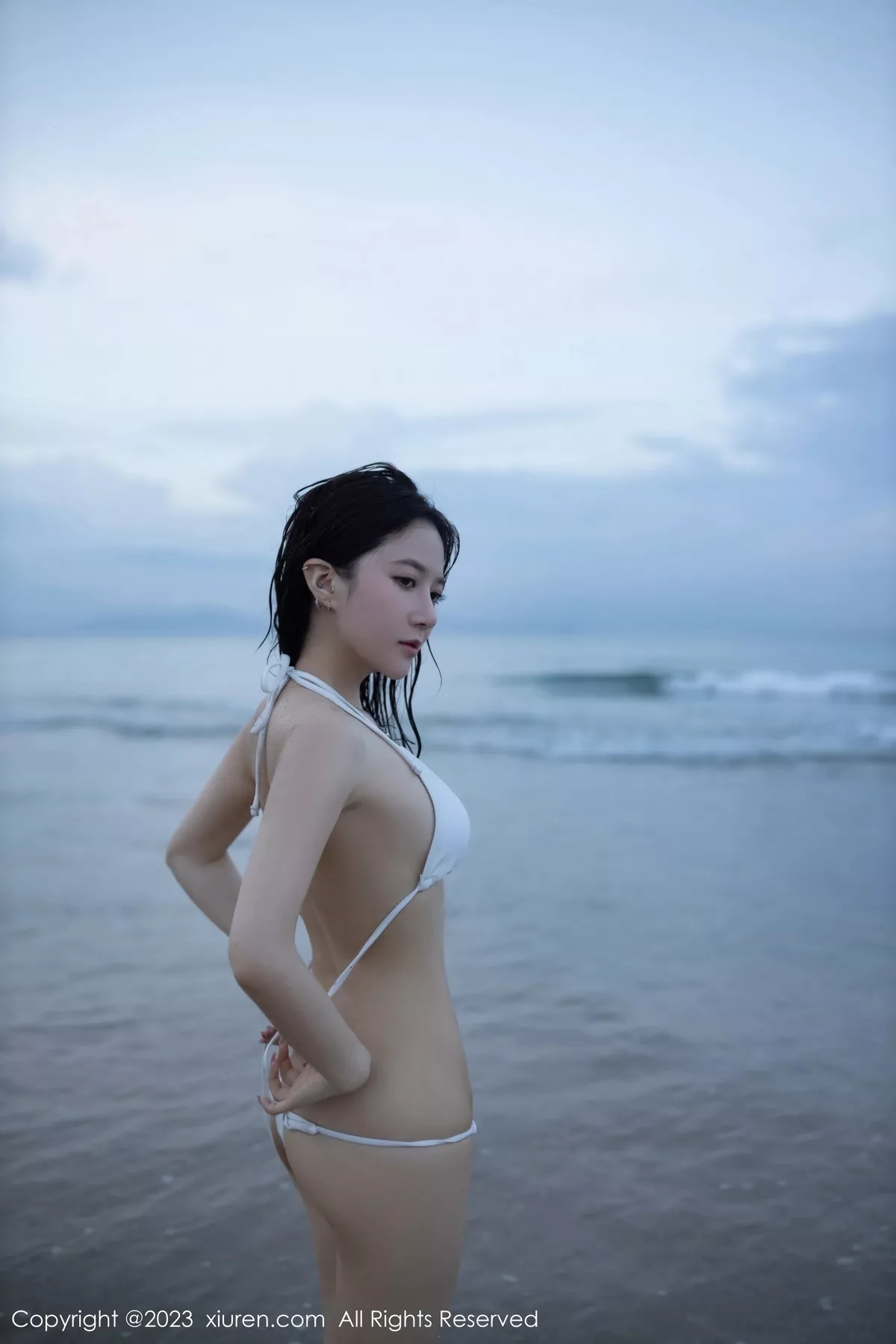 秀人集.com_[XiuRen秀人网]No.6852_模特鱼子酱Fish海边性感白色比基尼服秀婀娜动人身段诱惑写真80P