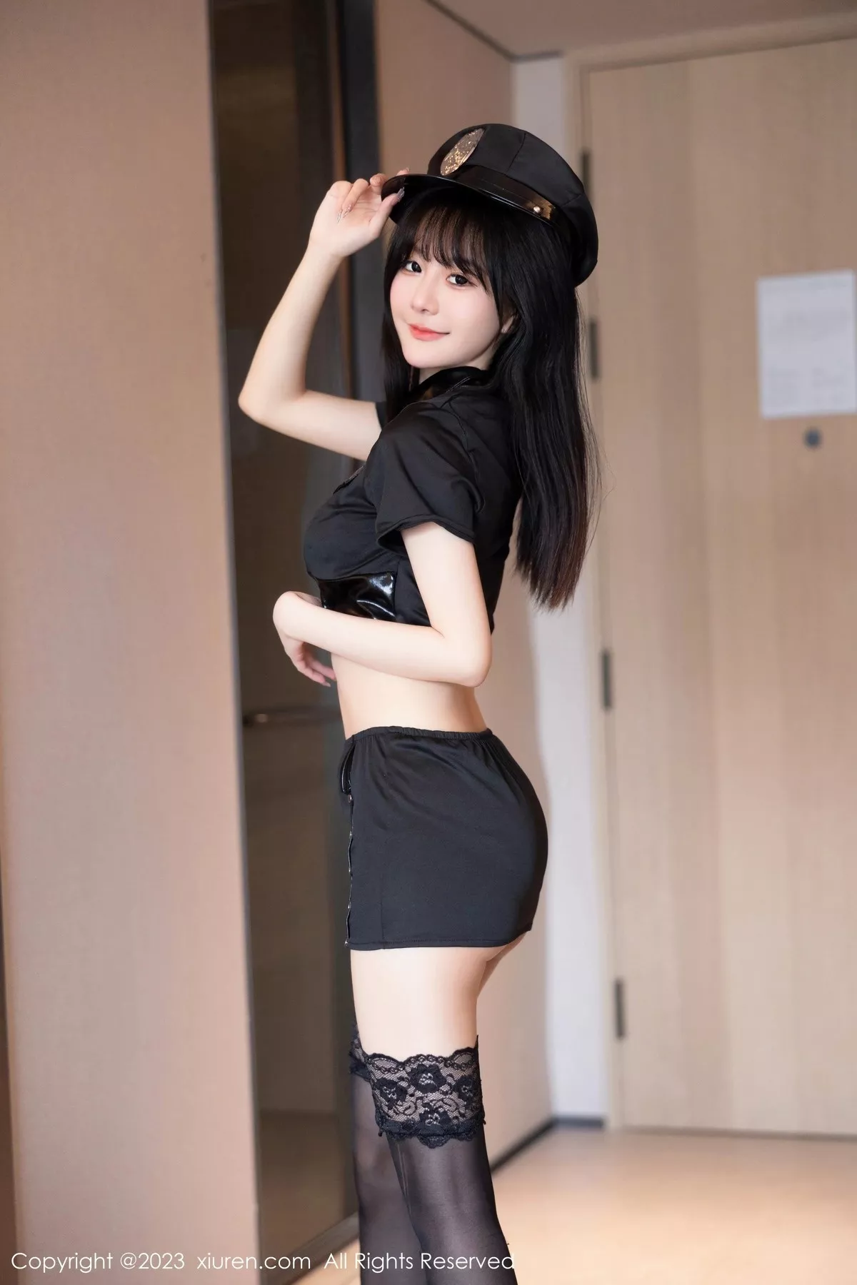 秀人集.com_[XiuRen秀人网]No.6851_模特幼幼性感情趣警察制服半脱露黑色内衣秀完美身材诱惑写真86P