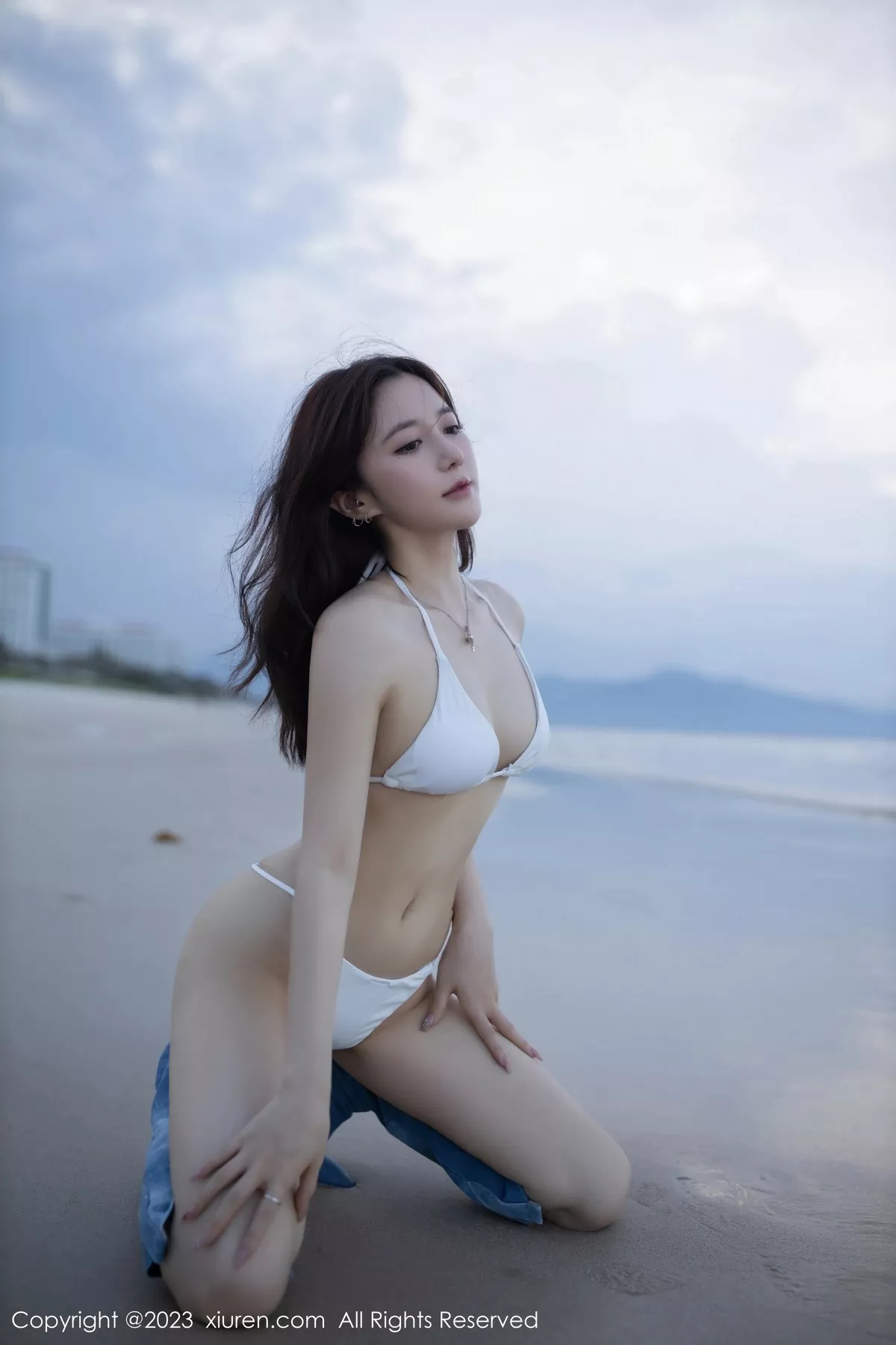 秀人集.com_[XiuRen秀人网]No.6852_模特鱼子酱Fish海边性感白色比基尼服秀婀娜动人身段诱惑写真80P