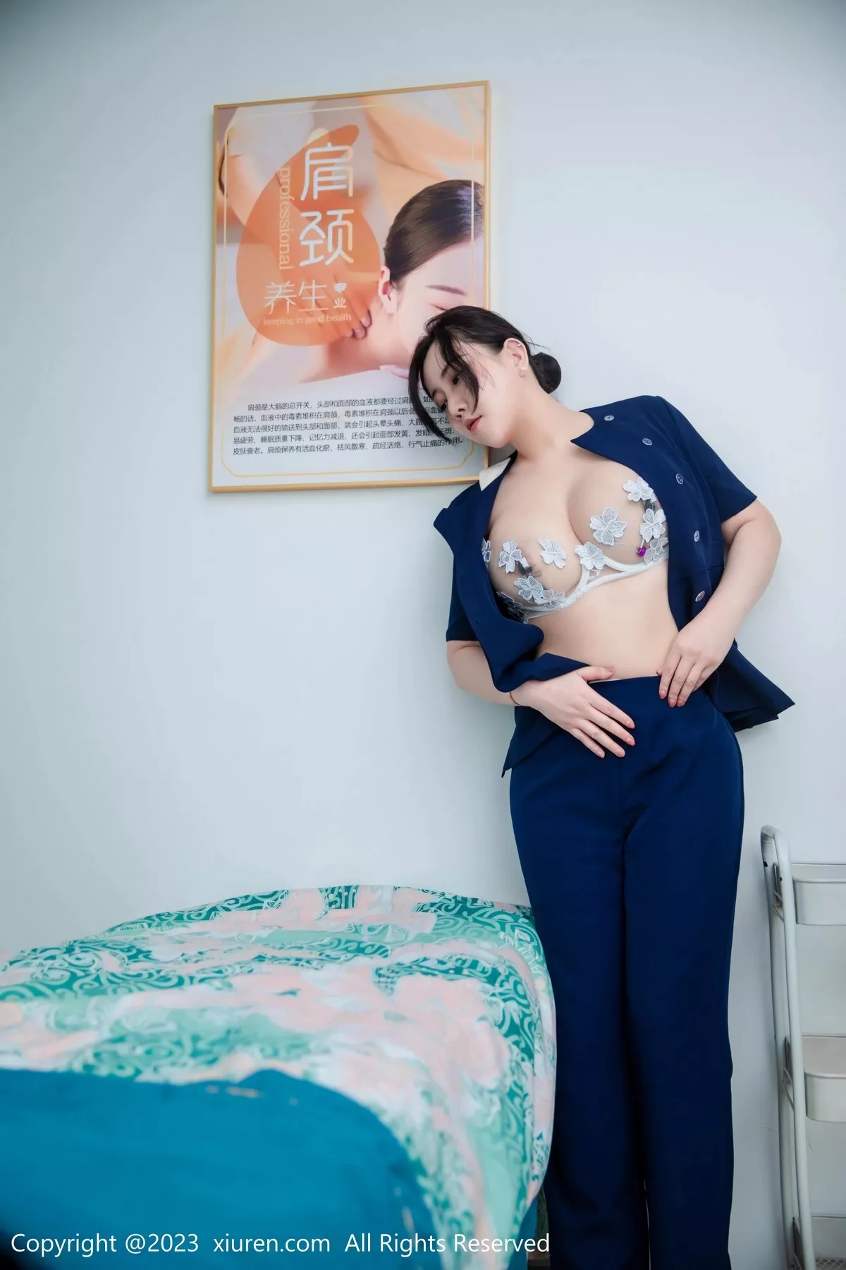 秀人集.com_[XiuRen秀人网]No.6878_模特王婉悠Queen性感技师装扮脱制服露轻透薄纱内衣诱惑写真74P