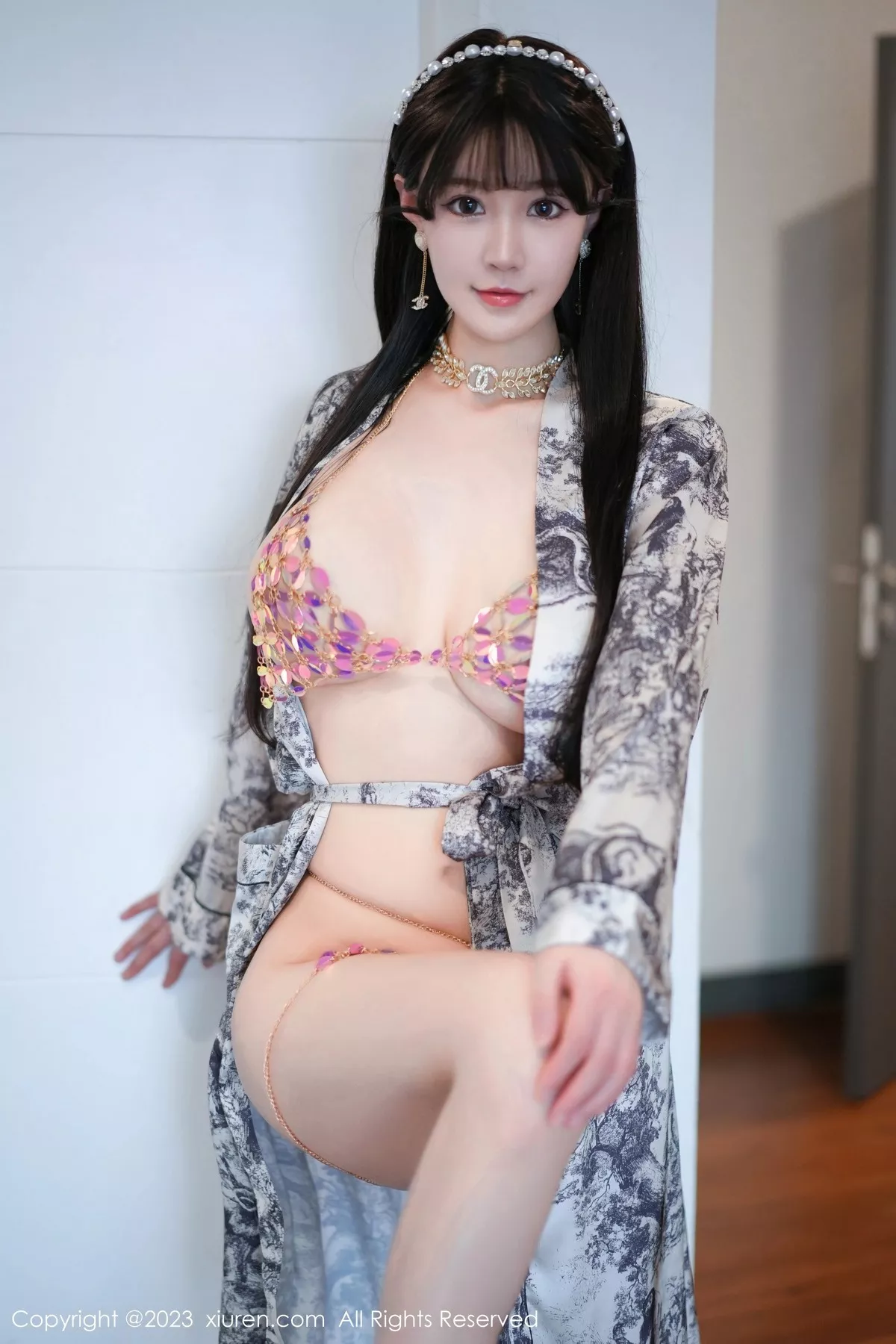秀人集.com_[XiuRen秀人网]No.6932_女神朱可儿Flora脱灰色睡袍露性感花色内衣秀丰满身材诱惑写真70P