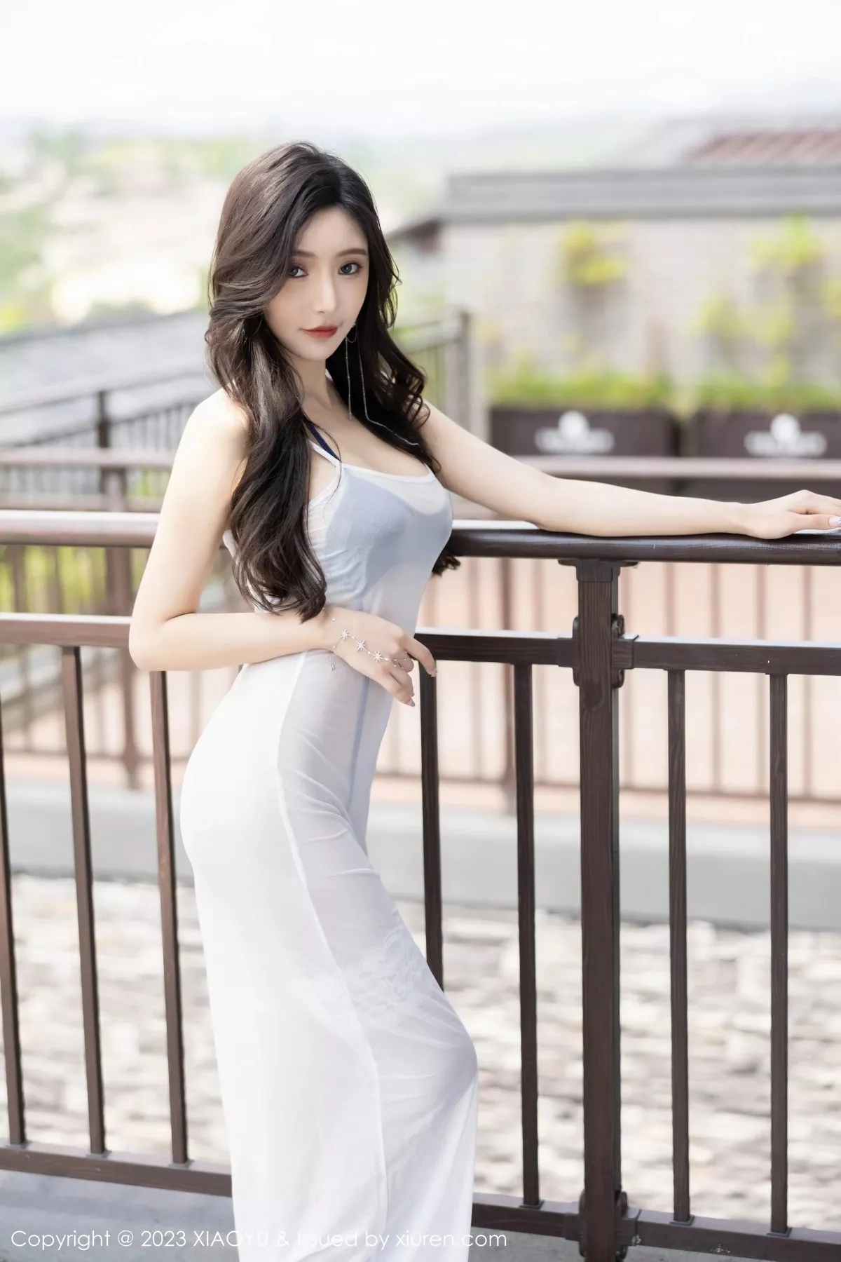 秀人集.com_[XiaoYu画语界]Vol.1052_女神王馨瑶yanni白色轻透连衣裙露情趣内衣秀惹火身材诱惑写真97P