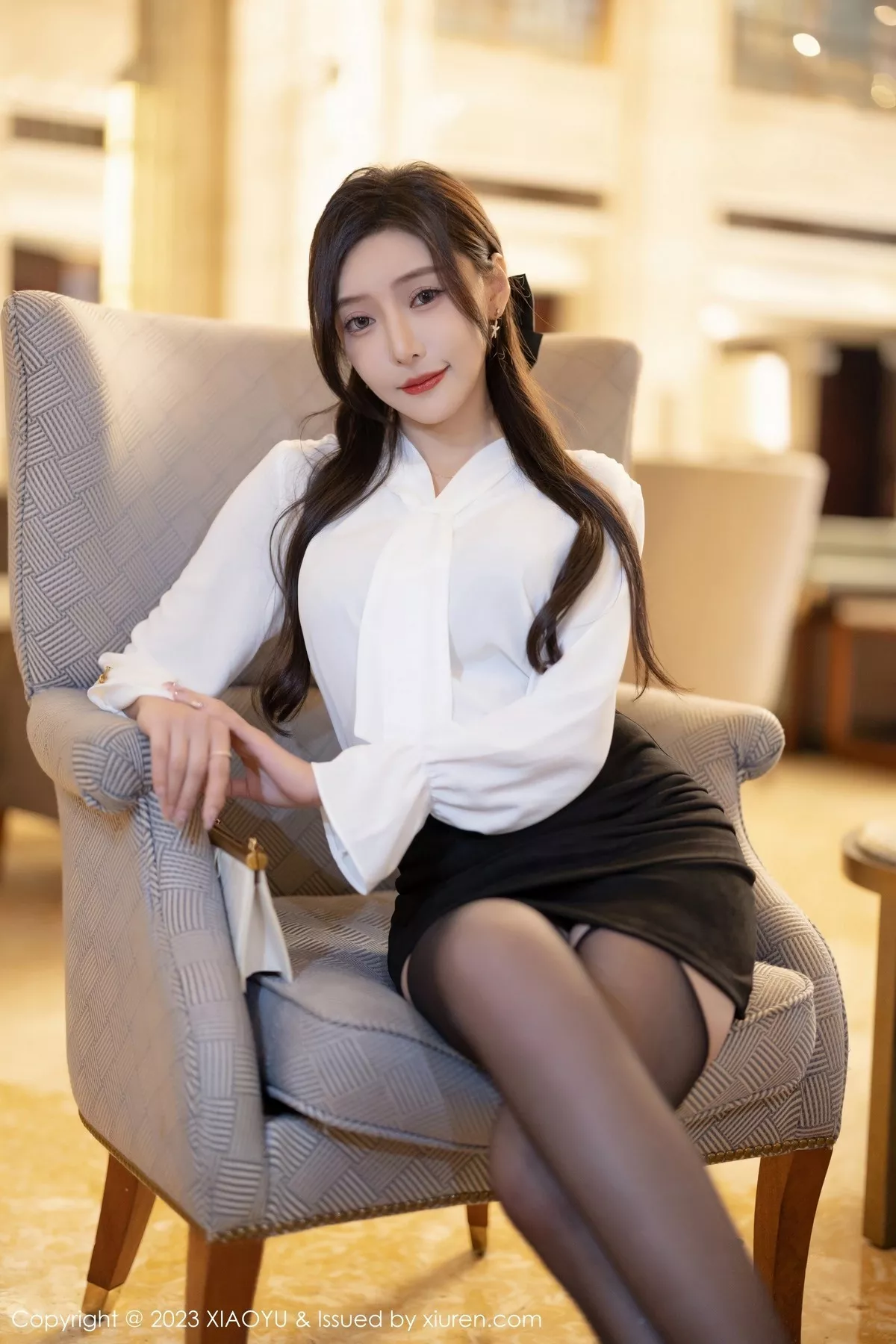 秀人集.com_[XiaoYu画语界]Vol.1033_女神王馨瑶yanni性感白T配黑短裙露蓝色内衣秀曼妙身姿诱惑写真81P