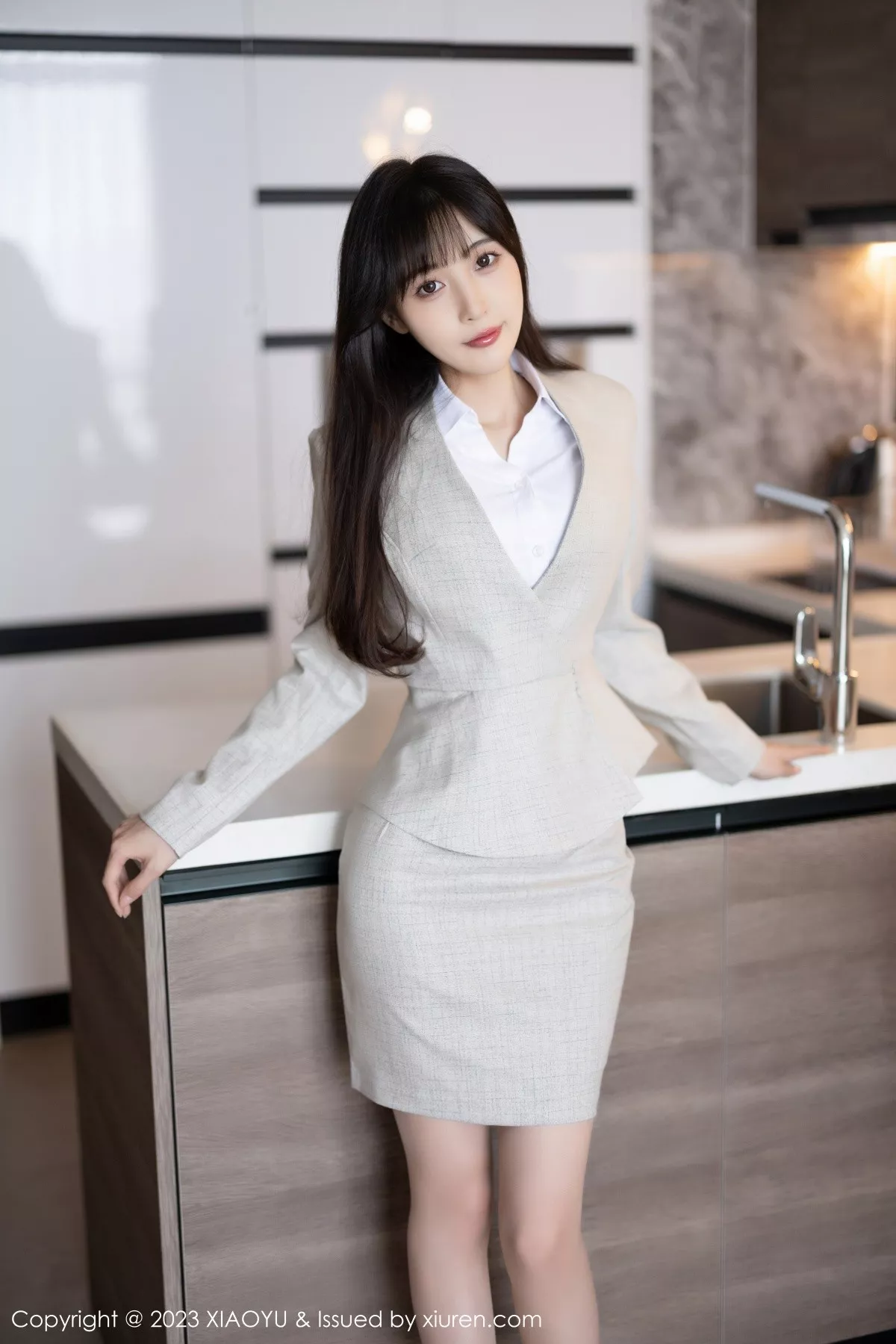 秀人集.com_[XiaoYu画语界]Vol.1034_模特林星阑半脱Ol职业装露性感墨绿色内衣配原色丝袜诱惑写真87P