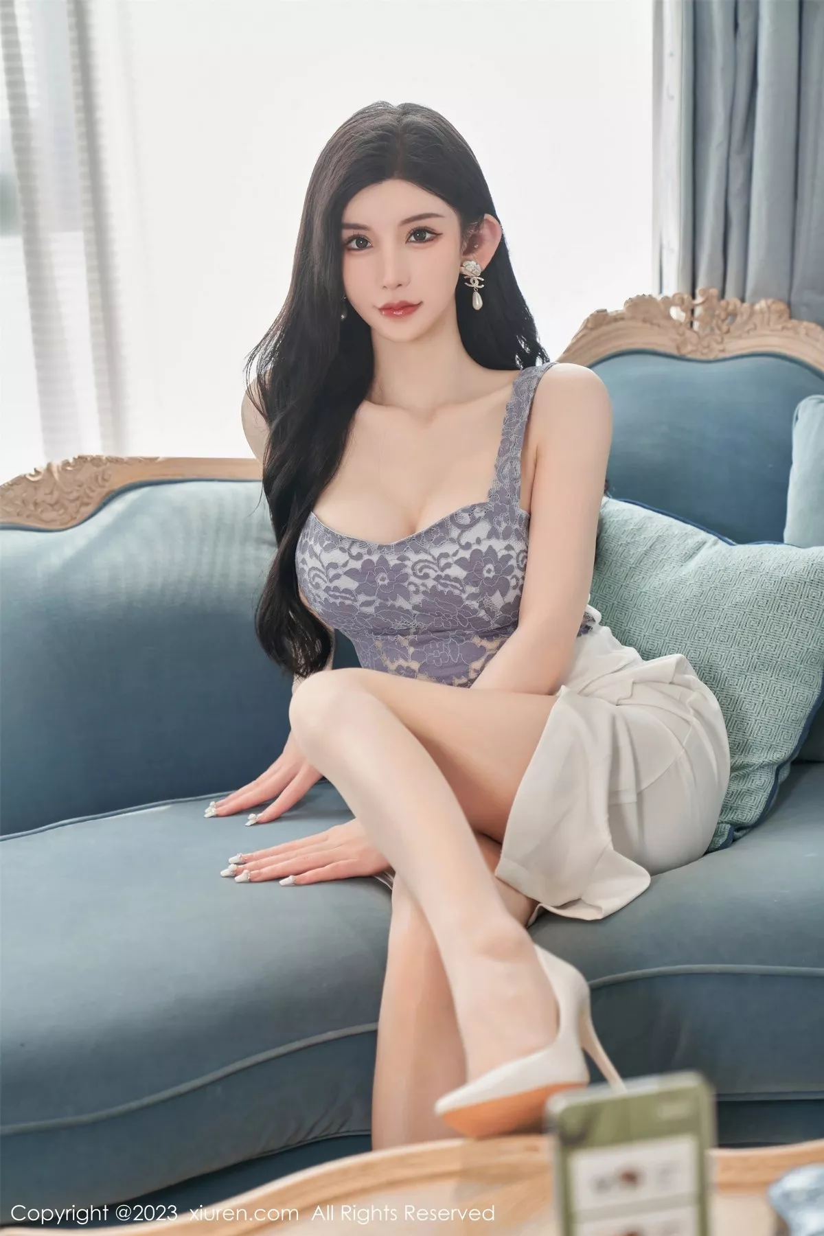 秀人集.com_[XiuRen秀人网]No.6811_女神周于希Sally性感吊带短裙配超薄肉丝秀曼妙身姿诱惑写真100P