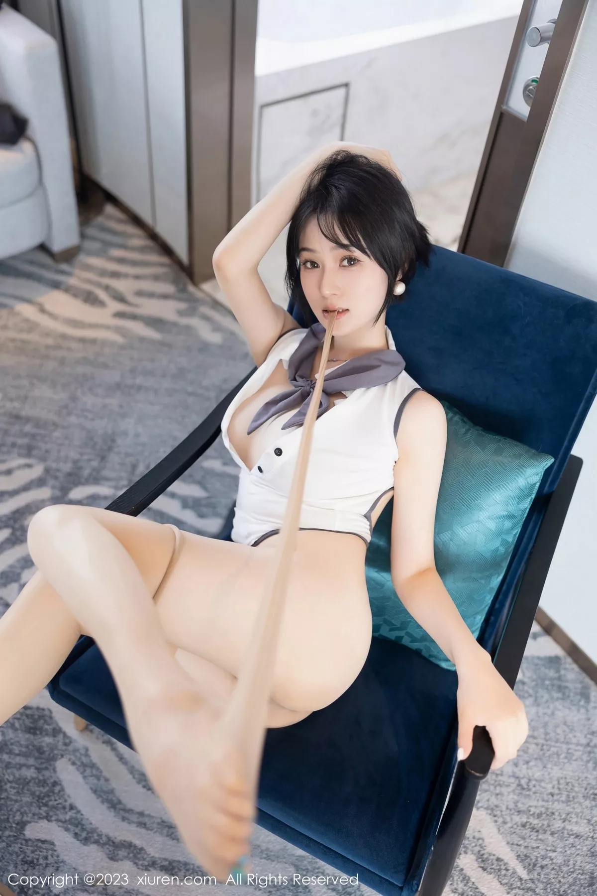 秀人集.com_[XiuRen秀人网]No.6818_模特柚琪Rich性感白色轻透高叉连体衣配超薄肉丝惹火诱惑写真98P