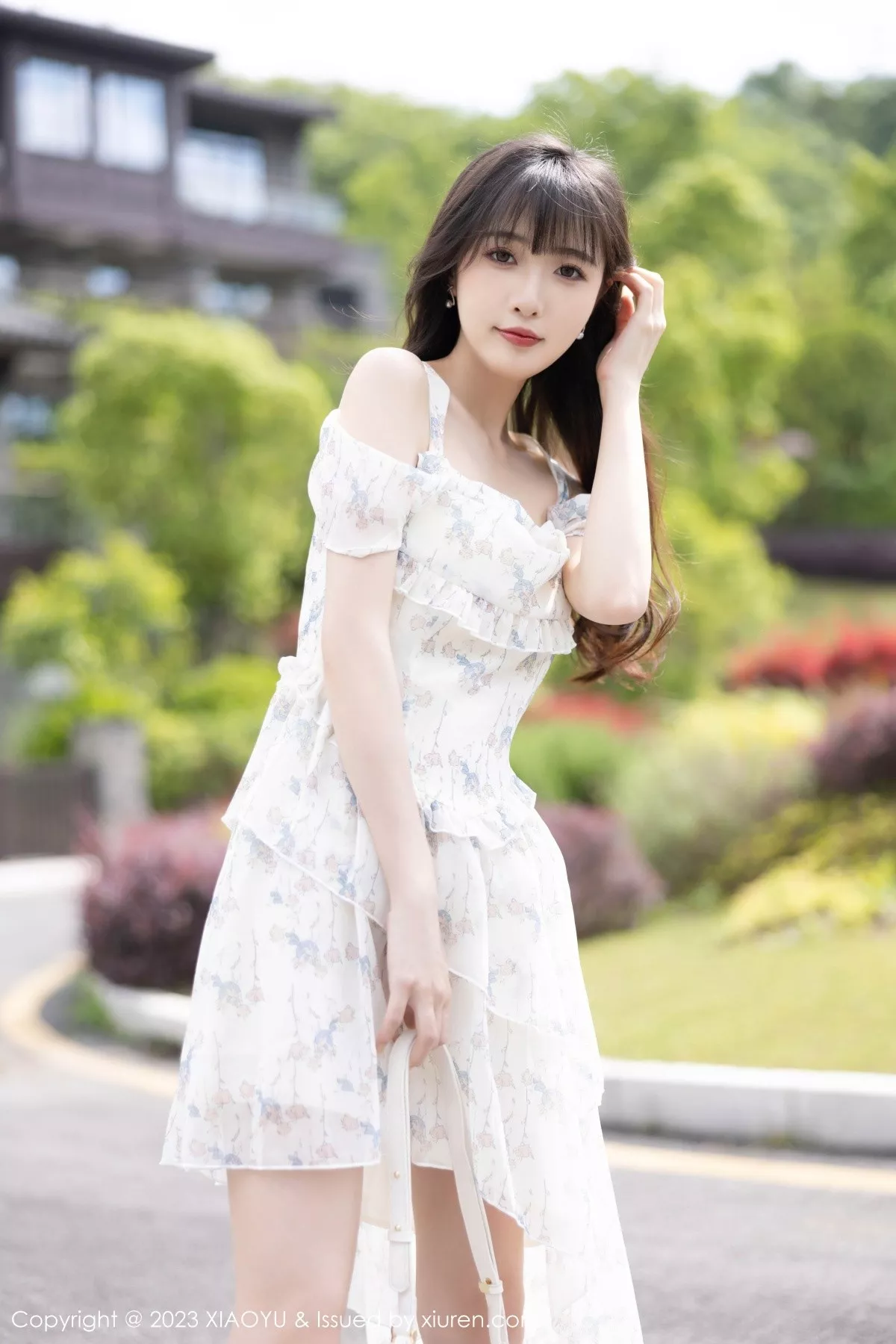 秀人集.com_[XiaoYu画语界]Vol.1058_模特林星阑性感白色薄透婚纱服配白丝吊袜秀曼妙身姿诱惑写真80P