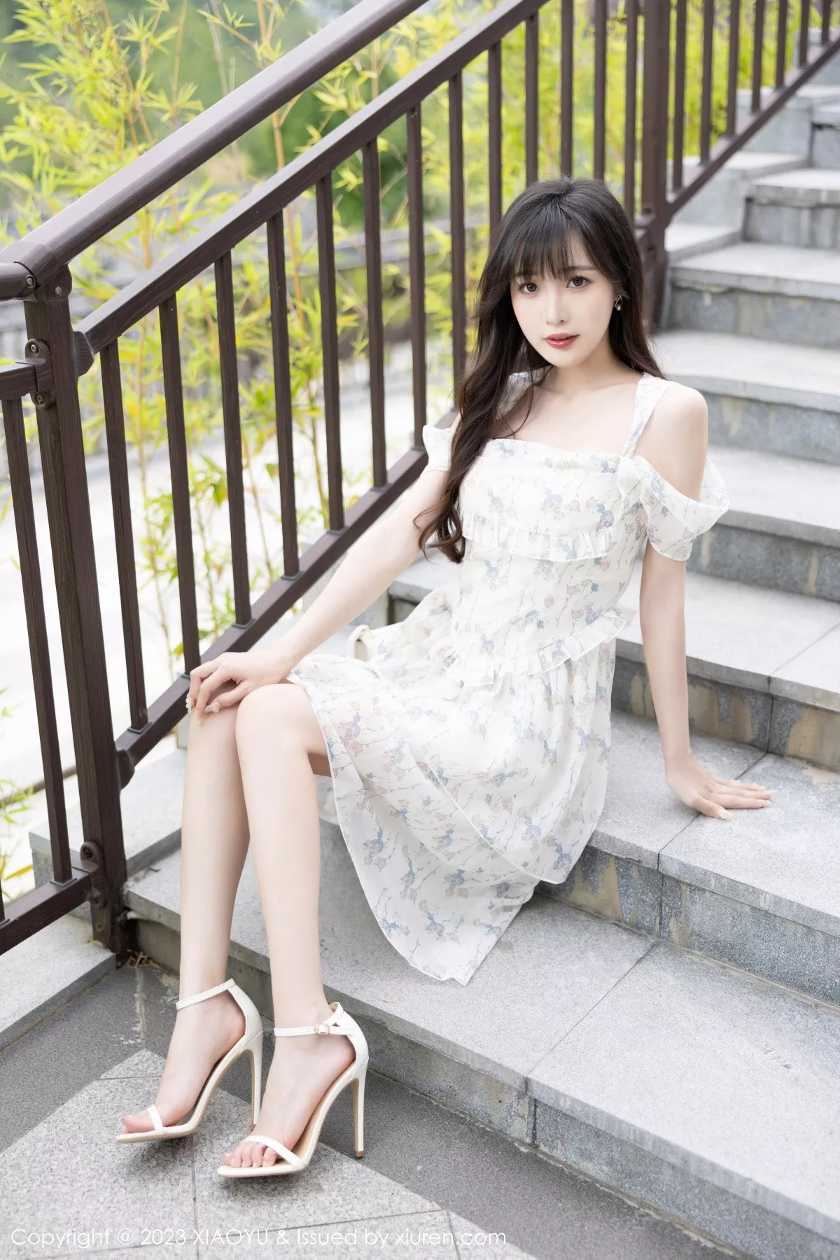 秀人集.com_[XiaoYu画语界]Vol.1058_模特林星阑性感白色薄透婚纱服配白丝吊袜秀曼妙身姿诱惑写真80P