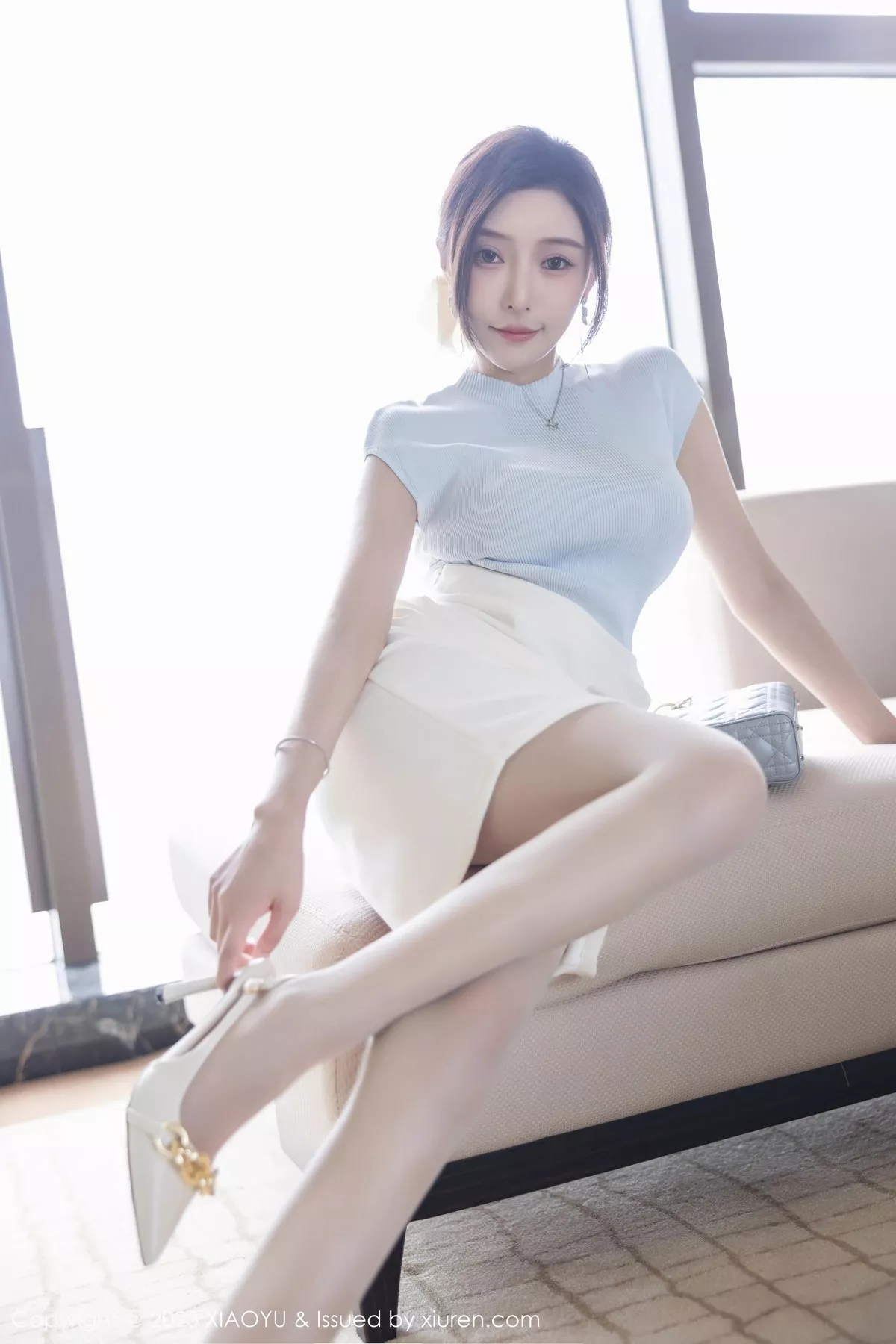 秀人集.com_[XiaoYu画语界]Vol.1059_女神王馨瑶yanni淡粉色内衣配超薄无内肉丝秀惹火身材诱惑写真84P
