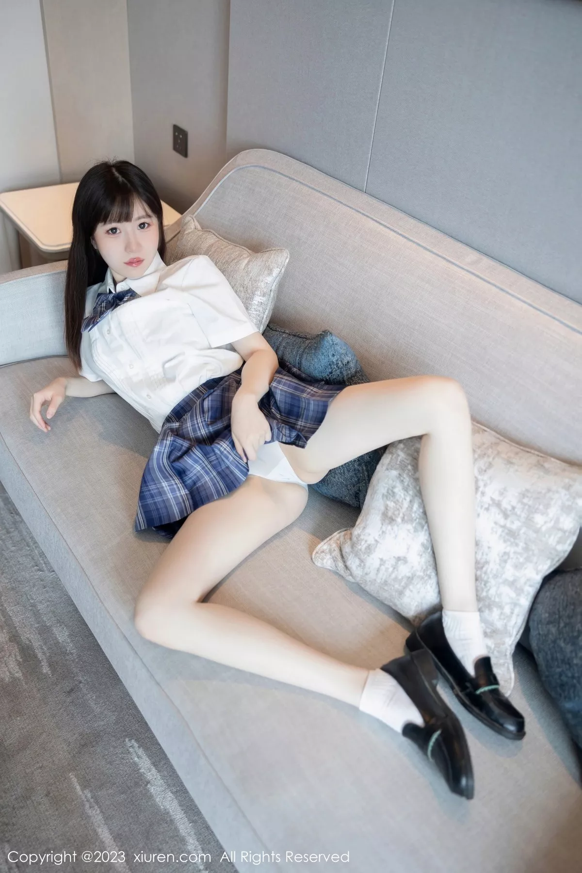 秀人集.com_[XiuRen秀人网]No.6993_模特林悠悠白色上衣配格子短裙露浅色内衣秀曼妙身姿诱惑写真103P