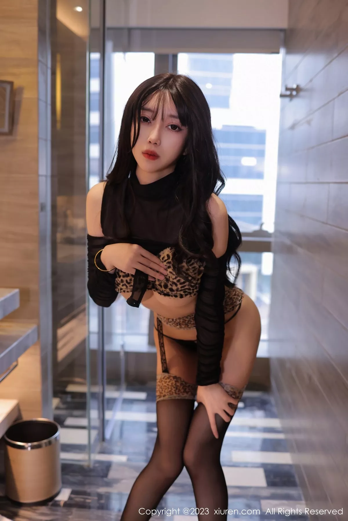 秀人集.com_[XiuRen秀人网]No.7004_模特玥儿玥er性感黑色轻透服饰露豹纹内衣配黑丝吊袜诱惑写真80P