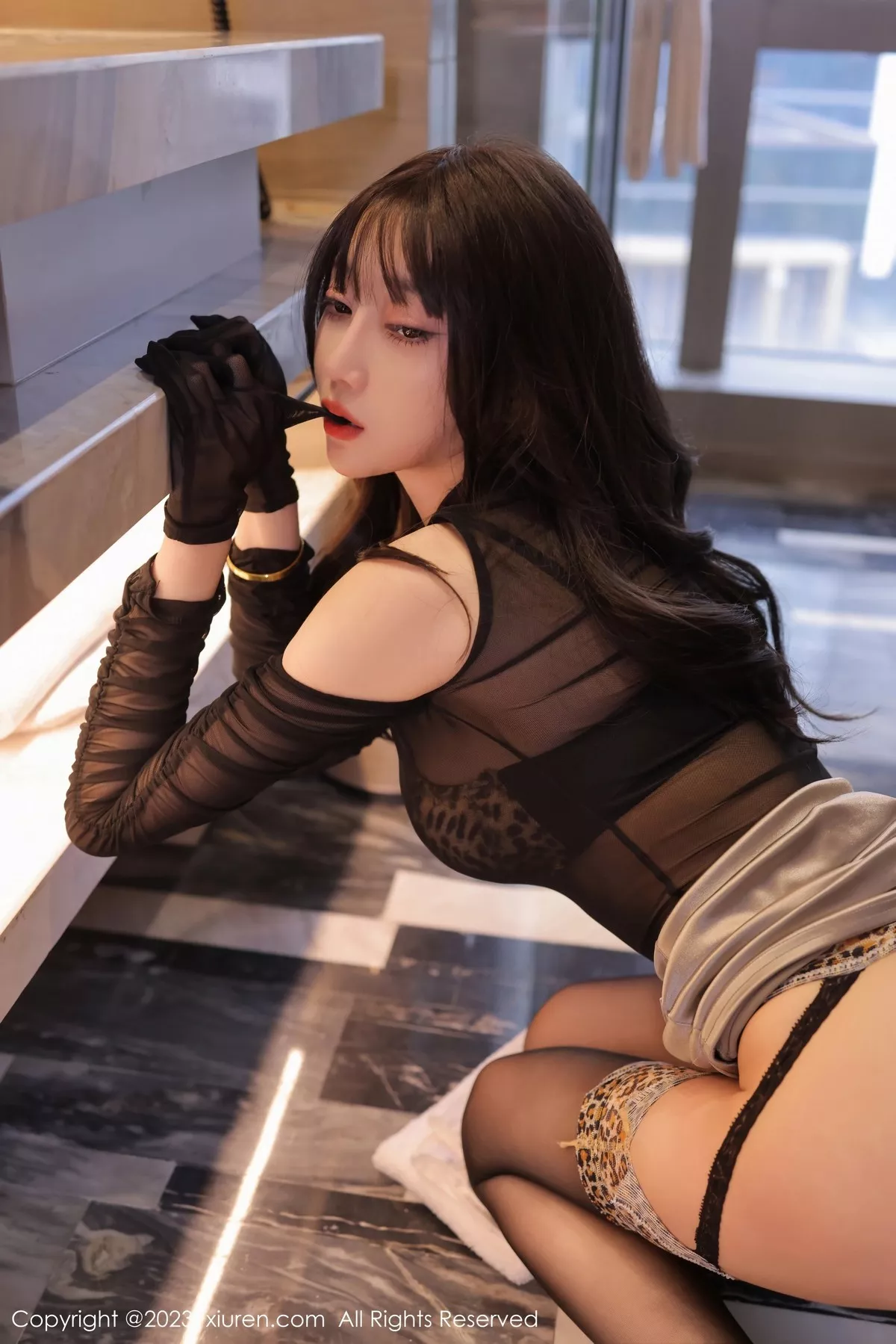 秀人集.com_[XiuRen秀人网]No.7004_模特玥儿玥er性感黑色轻透服饰露豹纹内衣配黑丝吊袜诱惑写真80P