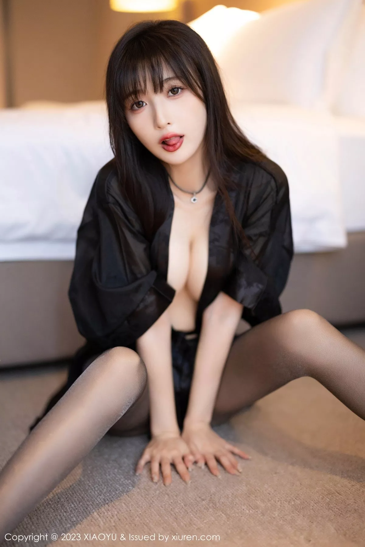 秀人集.com_[XiaoYu画语界]Vol.1061_模特林星阑性感黑色吊带裙配超薄无内黑丝秀曼妙身姿诱惑写真83P