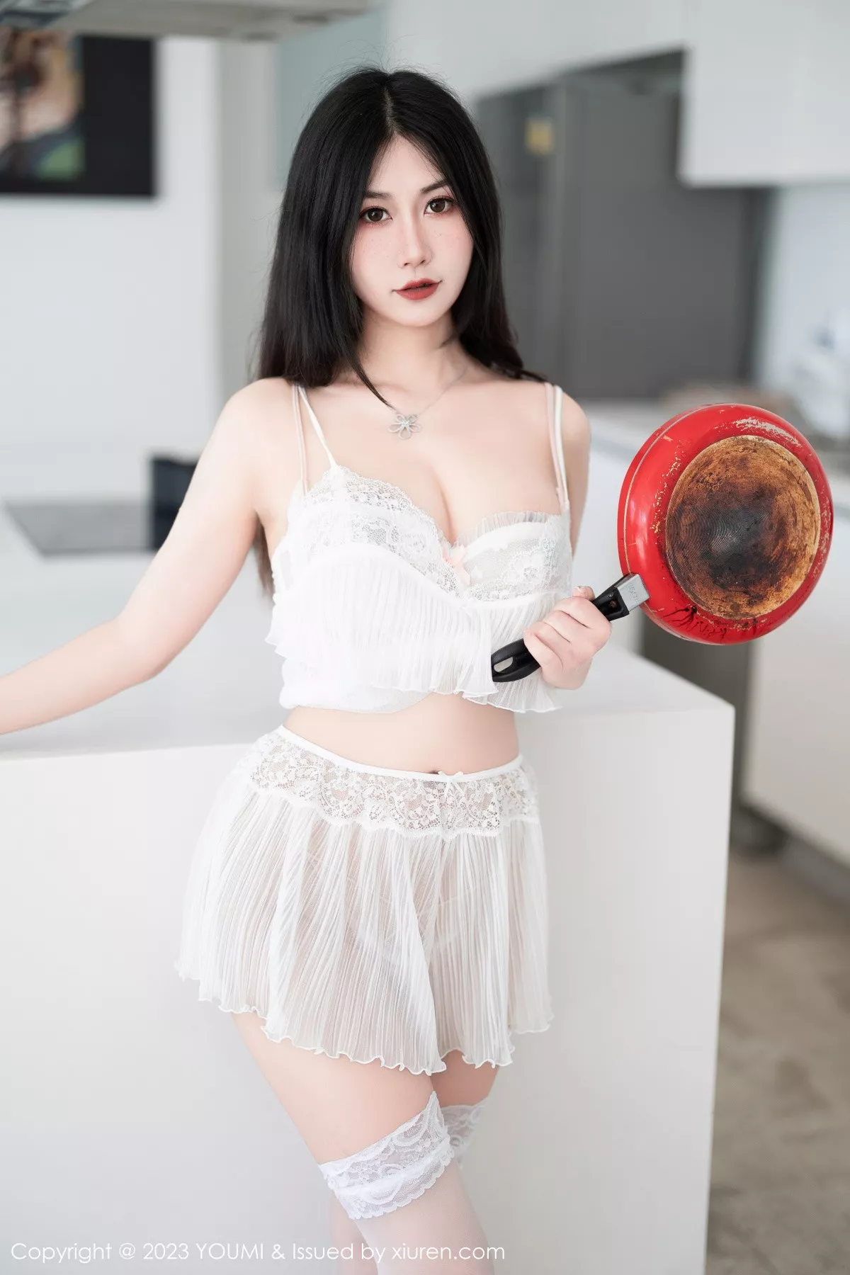 秀人集.com_[YouMi尤蜜荟]Vol.959_模特laura阿姣性感白色轻透网纱套装露白色蕾丝内衣完美诱惑写真85P