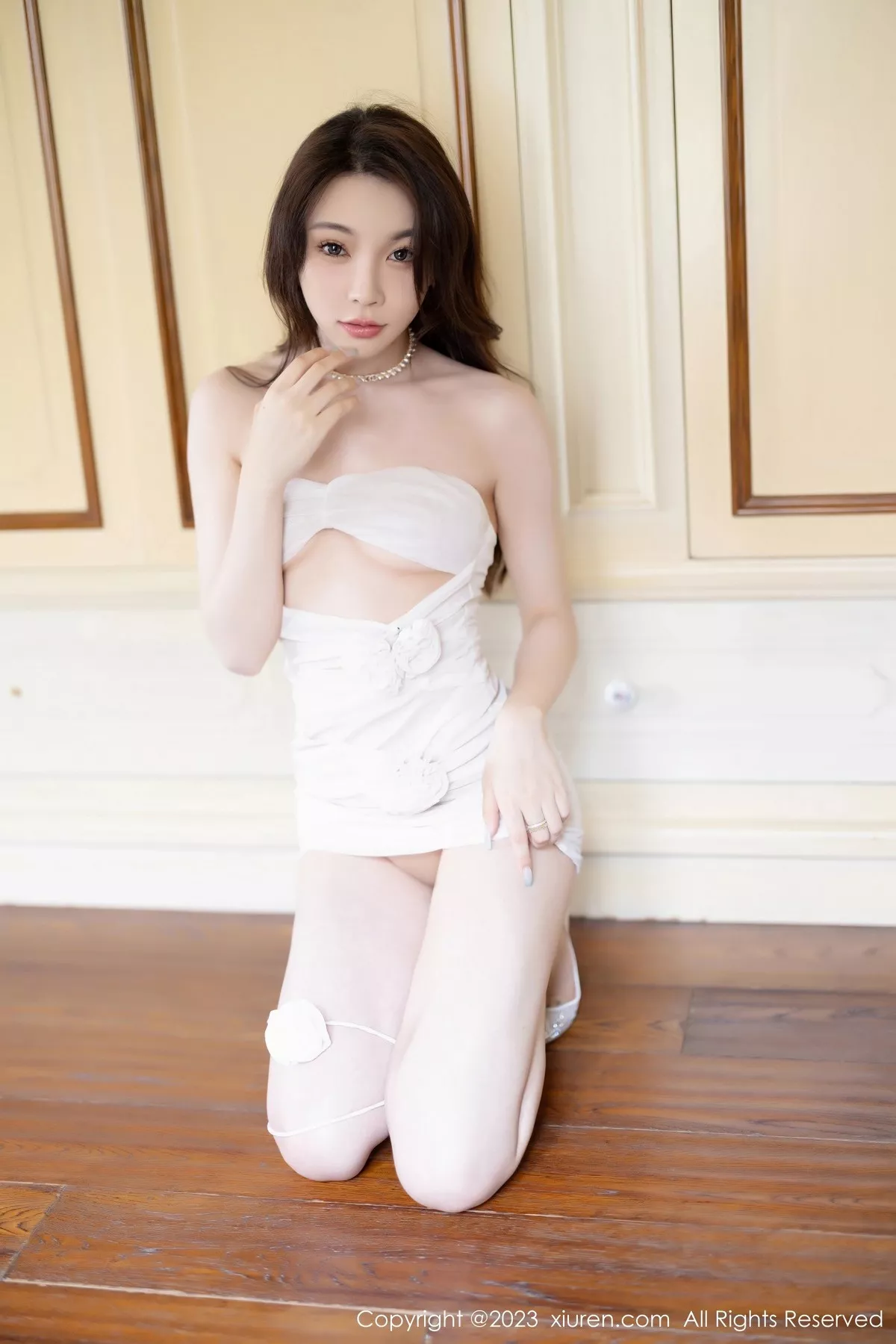 秀人集.com_[XiuRen秀人网]No.6958_女神徐莉芝Booty欧式文艺风性感内衣秀曼妙身姿惹火诱惑写真88P