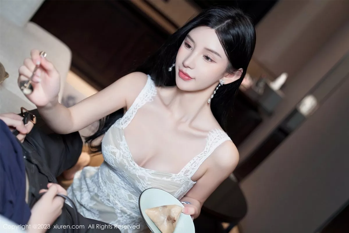 秀人集.com_[XiuRen秀人网]No.6963_女神周于希Sally脱白色长裙粽叶裹身秀惹火身材撩人诱惑写真108P