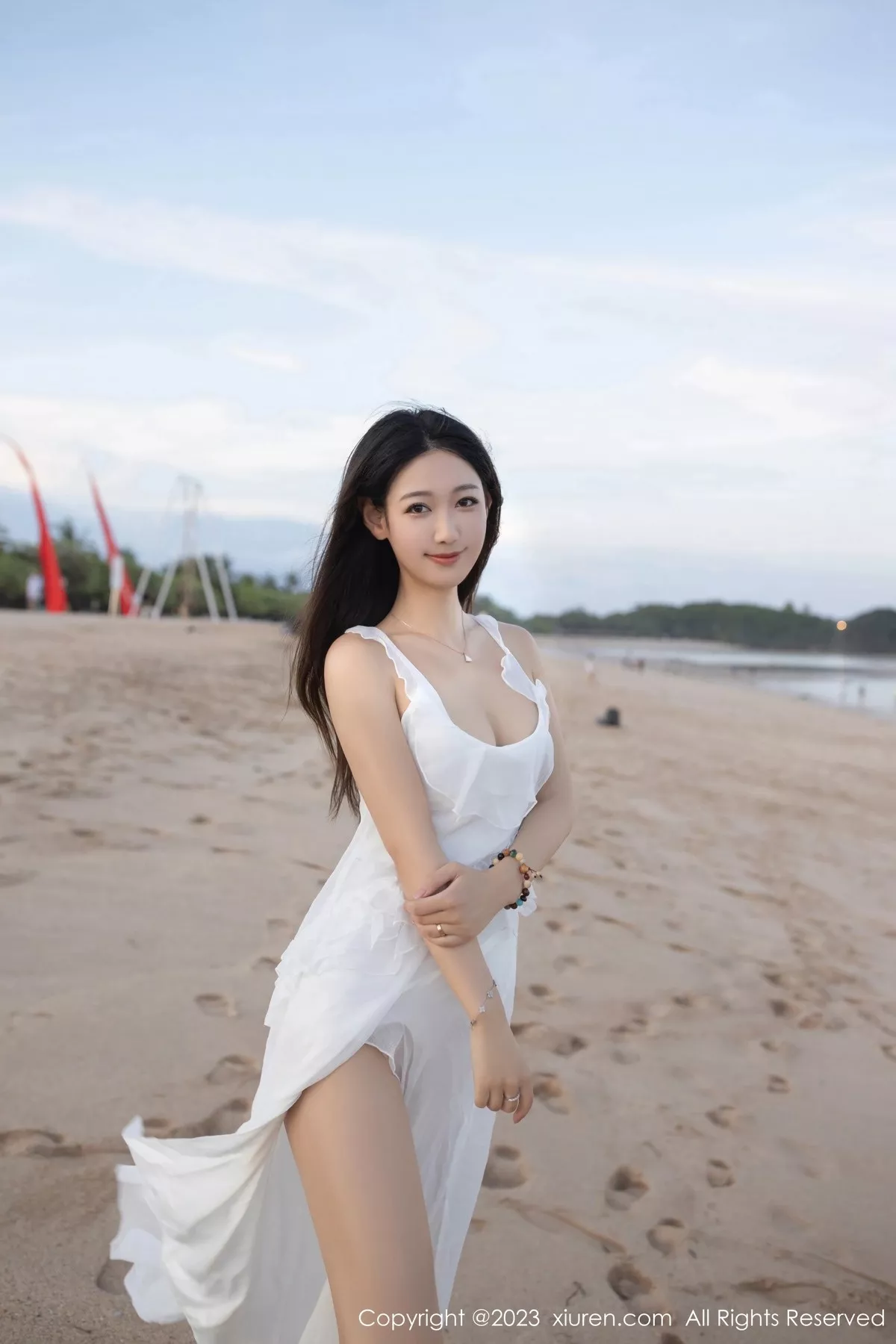 秀人集.com_[XiuRen秀人网]No.6976_模特唐安琪白色连衣长裙+性感白色吊带睡裙秀曼妙身姿诱惑写真80P