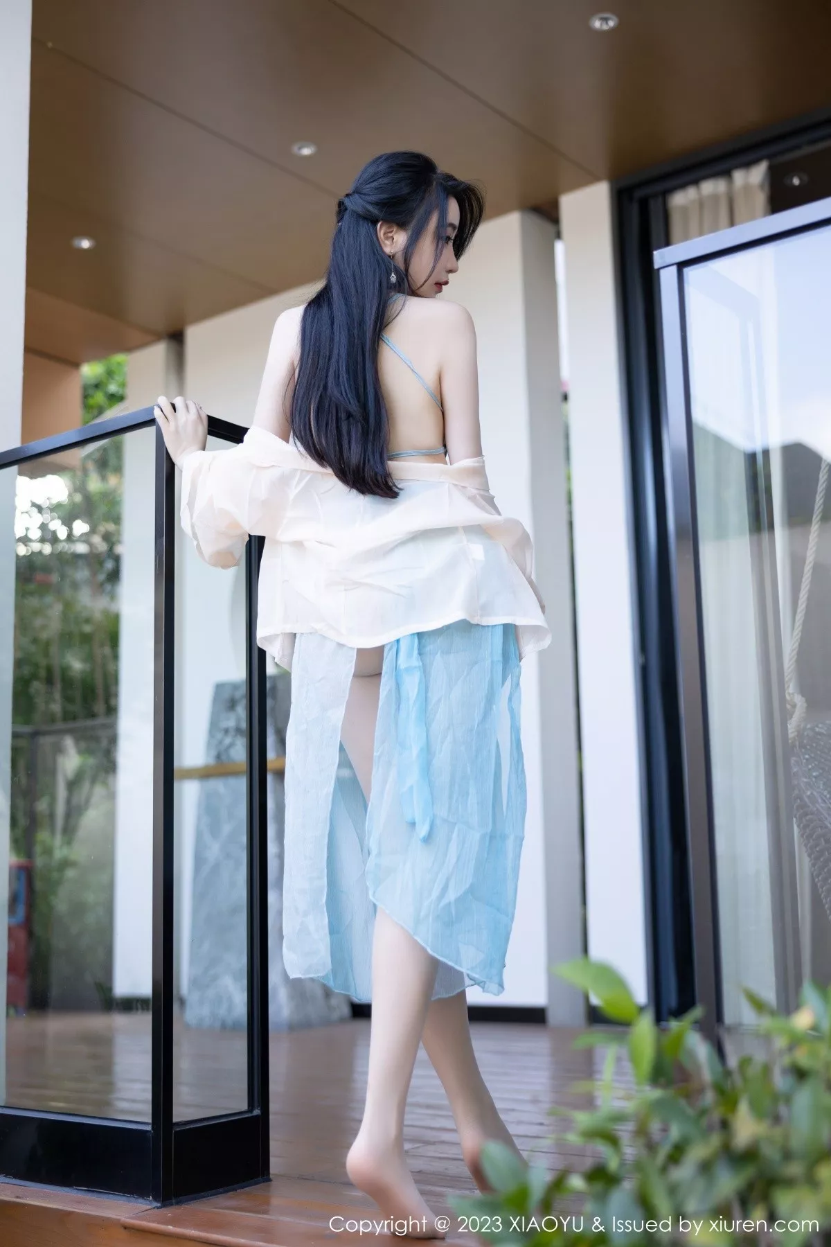 秀人集.com_[XiaoYu画语界]Vol.1057_女神Cherry樱桃酱淡蓝古装服饰配超薄肉丝秀惹火身材诱惑写真81P