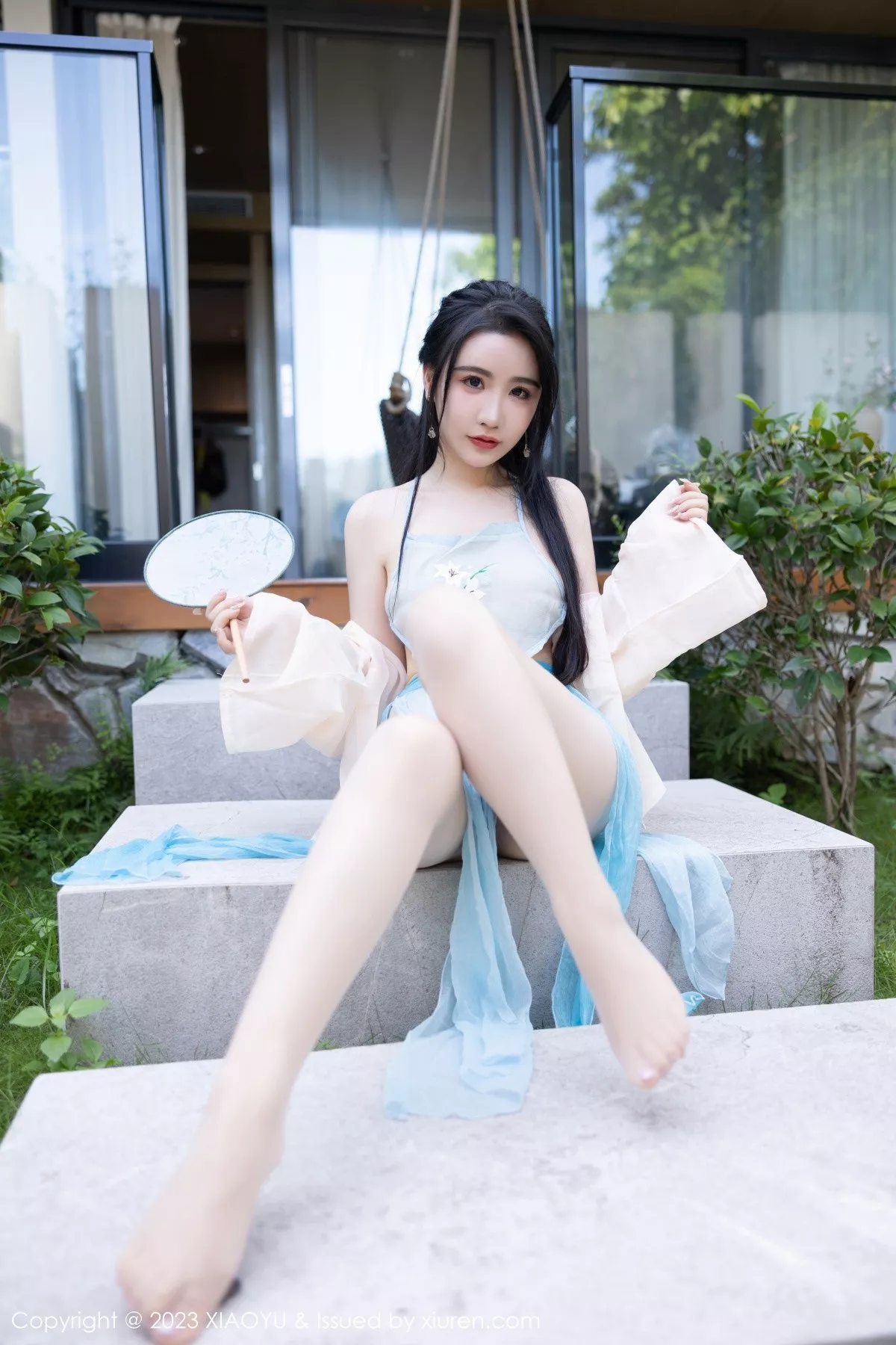 秀人集.com_[XiaoYu画语界]Vol.1057_女神Cherry樱桃酱淡蓝古装服饰配超薄肉丝秀惹火身材诱惑写真81P