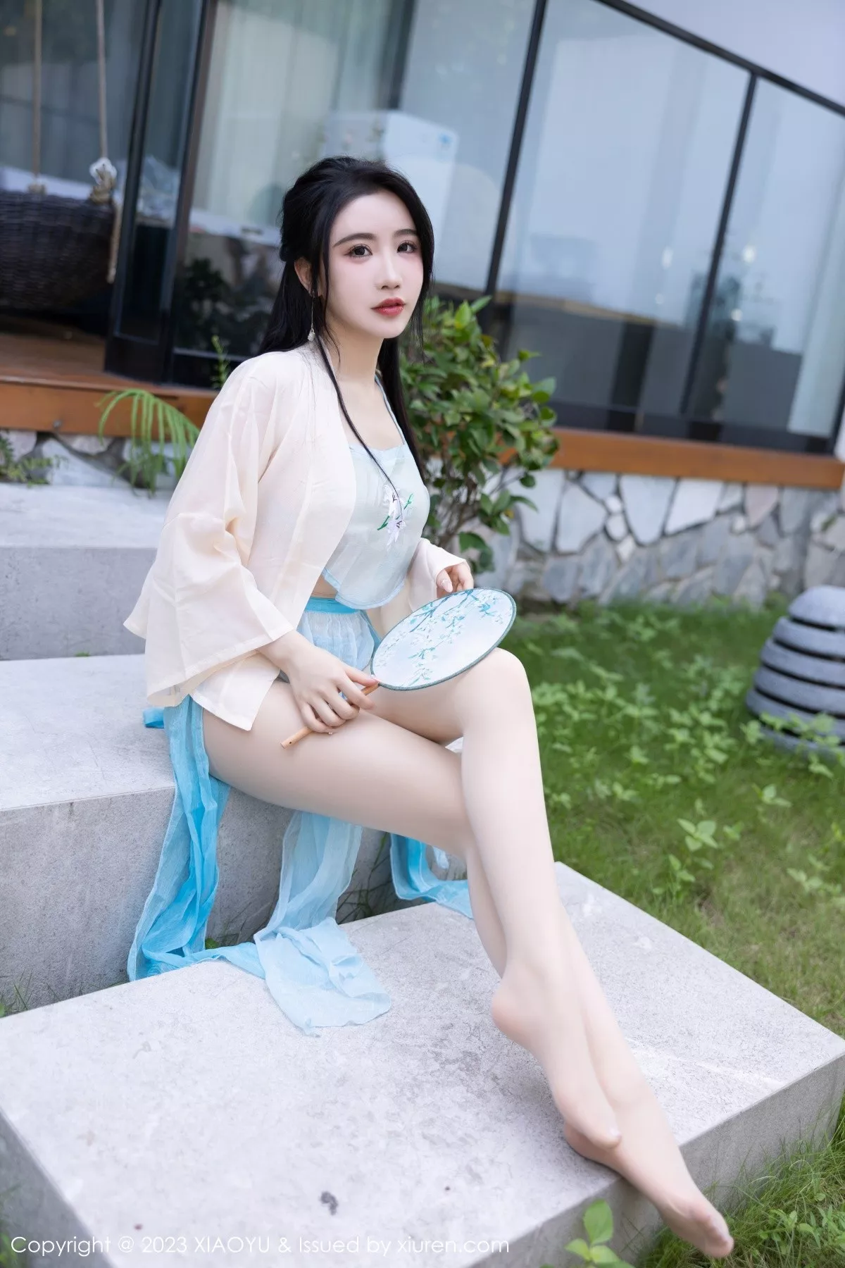 秀人集.com_[XiaoYu画语界]Vol.1057_女神Cherry樱桃酱淡蓝古装服饰配超薄肉丝秀惹火身材诱惑写真81P