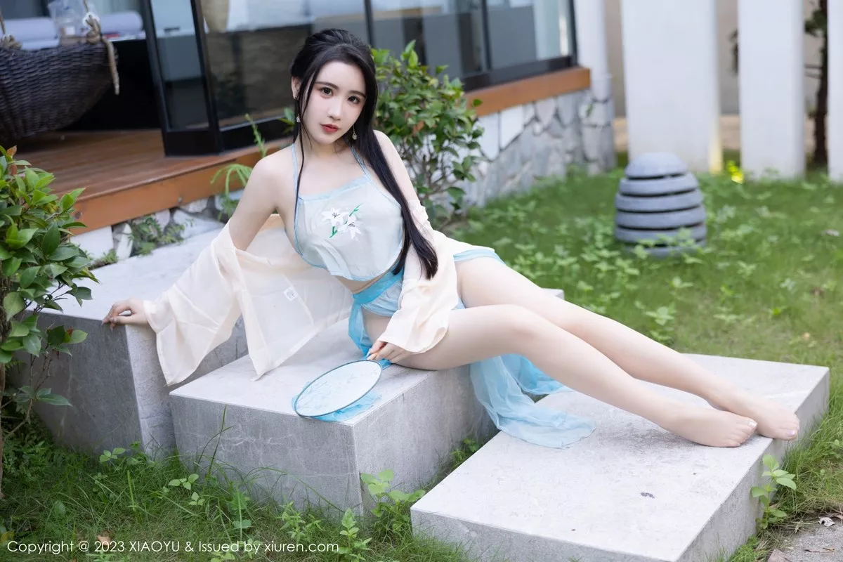 秀人集.com_[XiaoYu画语界]Vol.1057_女神Cherry樱桃酱淡蓝古装服饰配超薄肉丝秀惹火身材诱惑写真81P