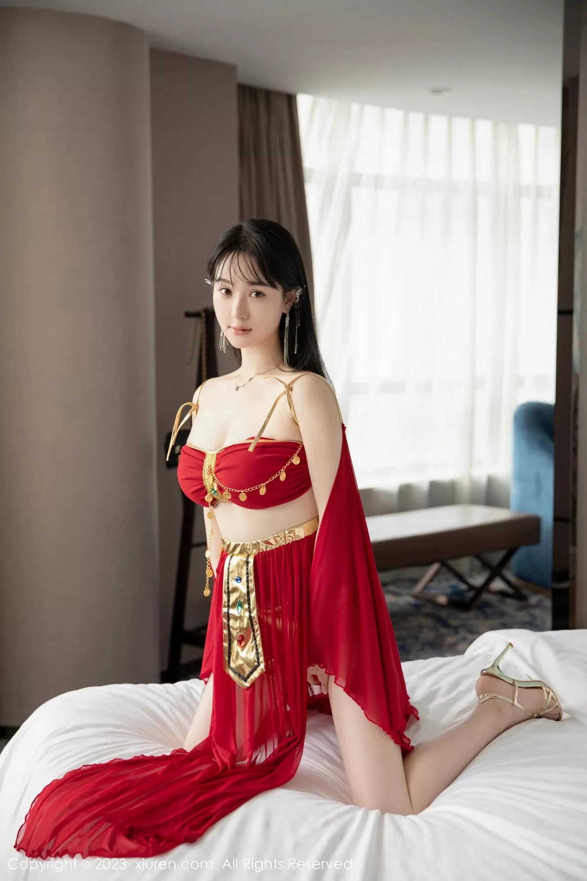 秀人集.com_[XiuRen秀人网]No.7103_模特柚琪Rich私房脱性感红色西域舞服秀曼妙身姿撩人诱惑写真74P