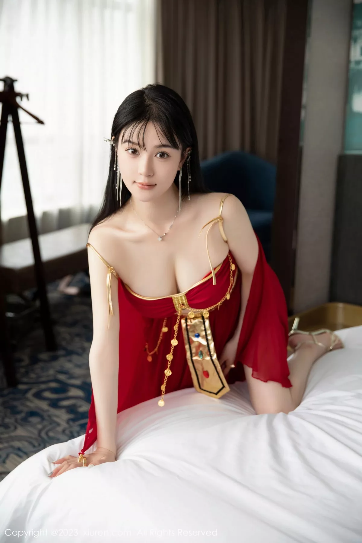 秀人集.com_[XiuRen秀人网]No.7103_模特柚琪Rich私房脱性感红色西域舞服秀曼妙身姿撩人诱惑写真74P
