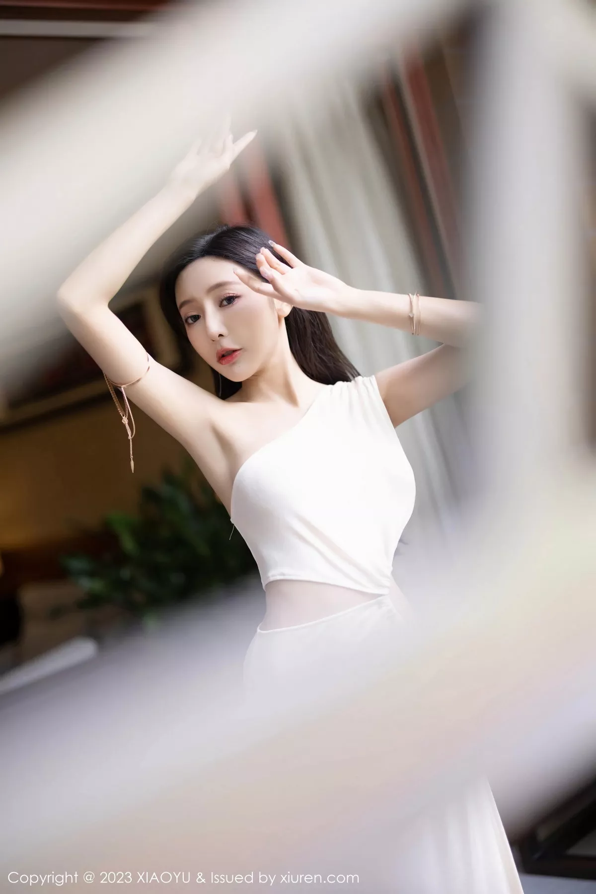 秀人集.com_[XiaoYu画语界]Vol.1082_女神王馨瑶yanni白色连衣裙露黑色情趣内衣秀惹火身材诱惑写真86P