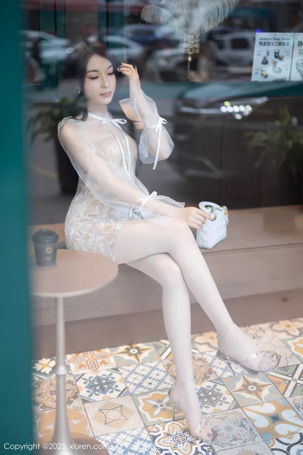 秀人集.com_[XiuRen秀人网]No.7112_女神徐莉芝Booty性感浅色连衣短裙露白色蕾丝内衣完美诱惑写真88P