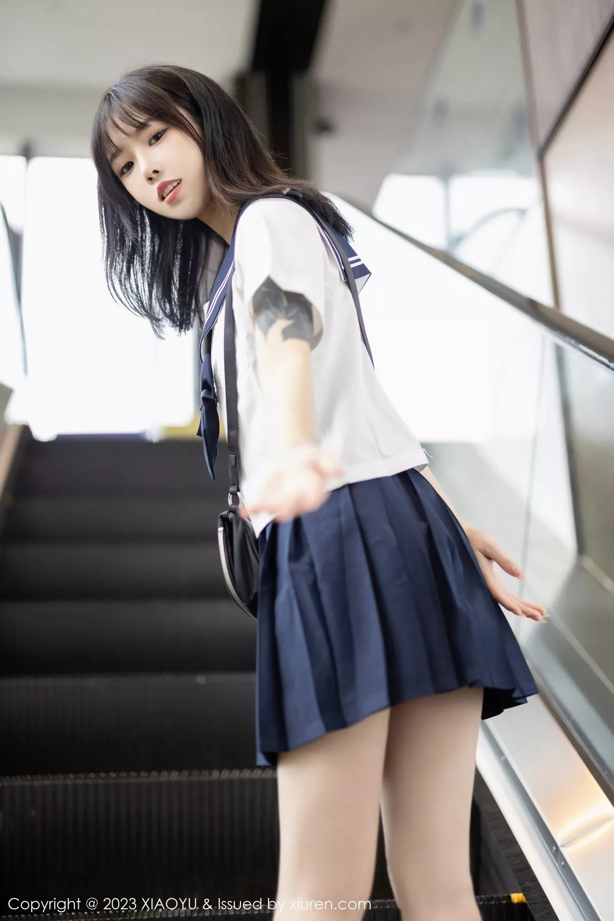 秀人集.com_[XiaoYu画语界]Vol.1087_模特奶瓶性感白色学妹服饰露白色情趣内衣秀曼妙身姿诱惑写真88P
