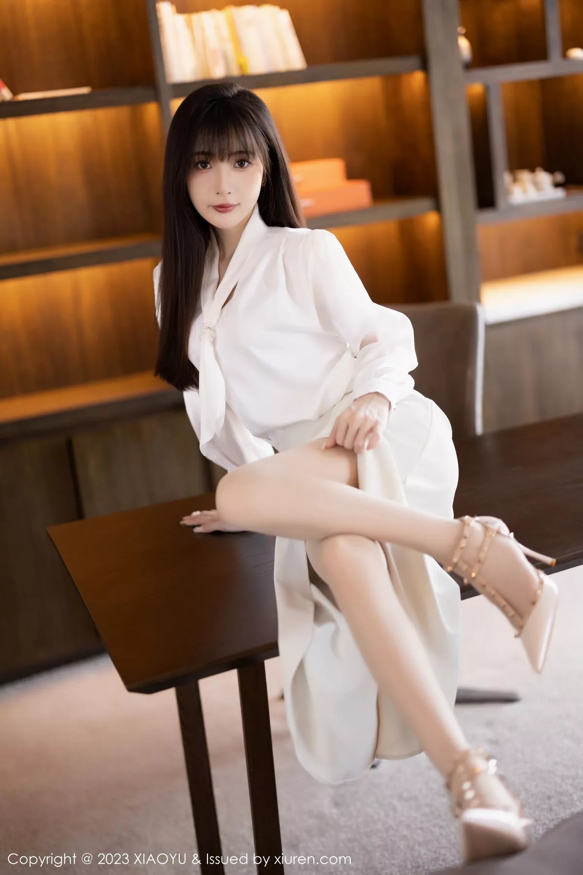 秀人集.com_[XiaoYu画语界]Vol.1088_模特林星阑性感白色连衣裙露浅色内衣配超薄肉丝妩媚迷人写真91P