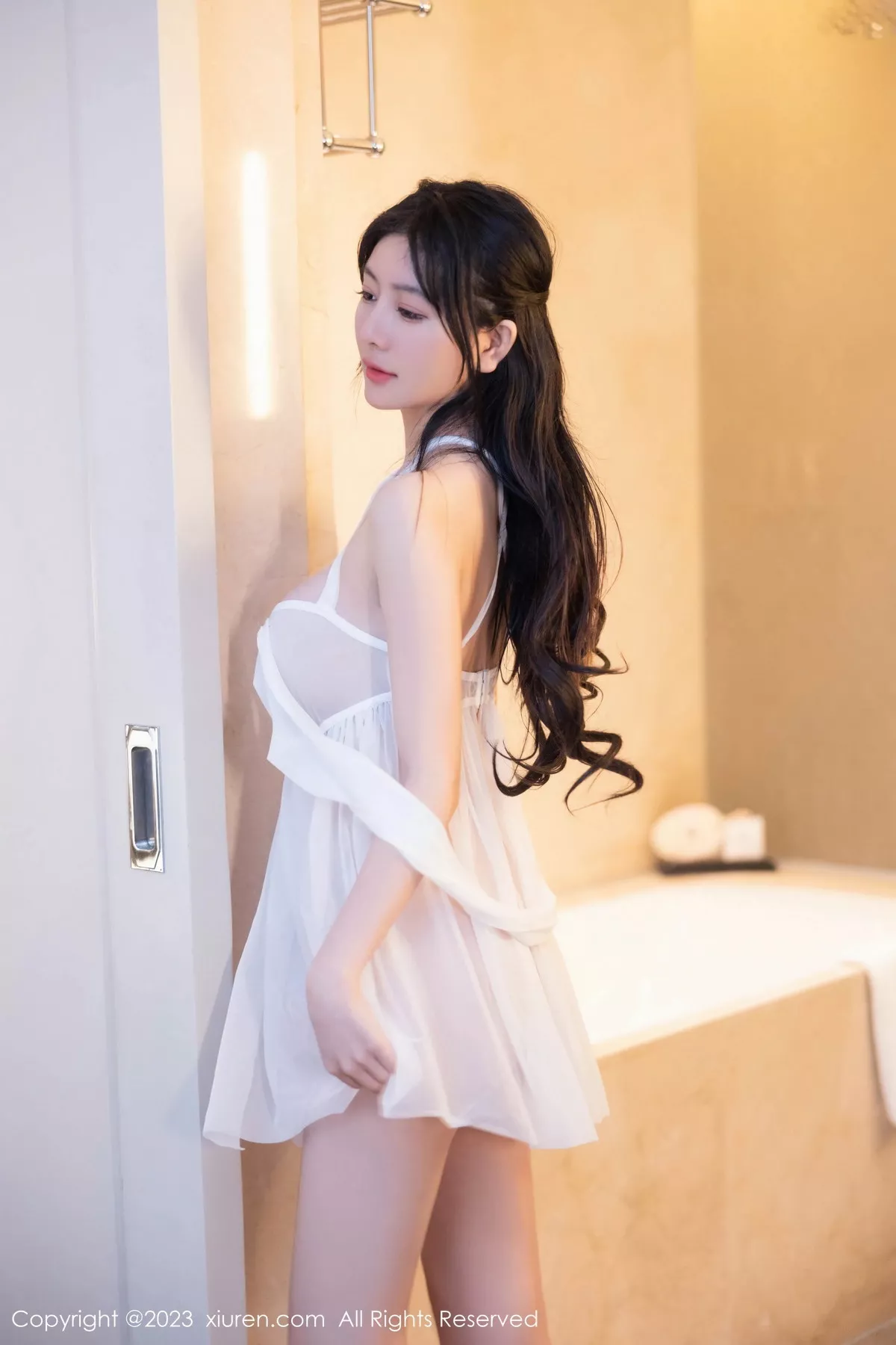 秀人集.com_[XiuRen秀人网]No.7224_模特幼幼私房浴室性感白色薄纱情趣睡裙秀火辣身材极致诱惑写真88P