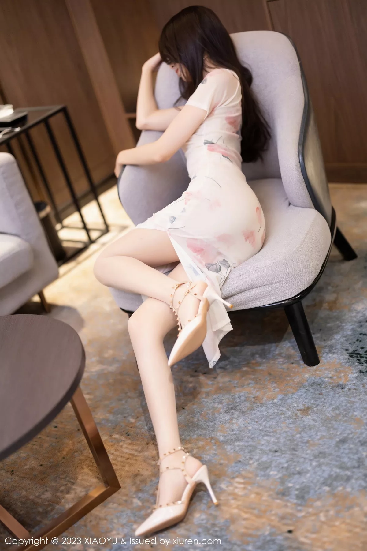 秀人集.com_[XiaoYu画语界]Vol.1093_模特林乐一米色图案旗袍+白色薄纱情趣服饰秀曼妙身姿诱惑写真83P