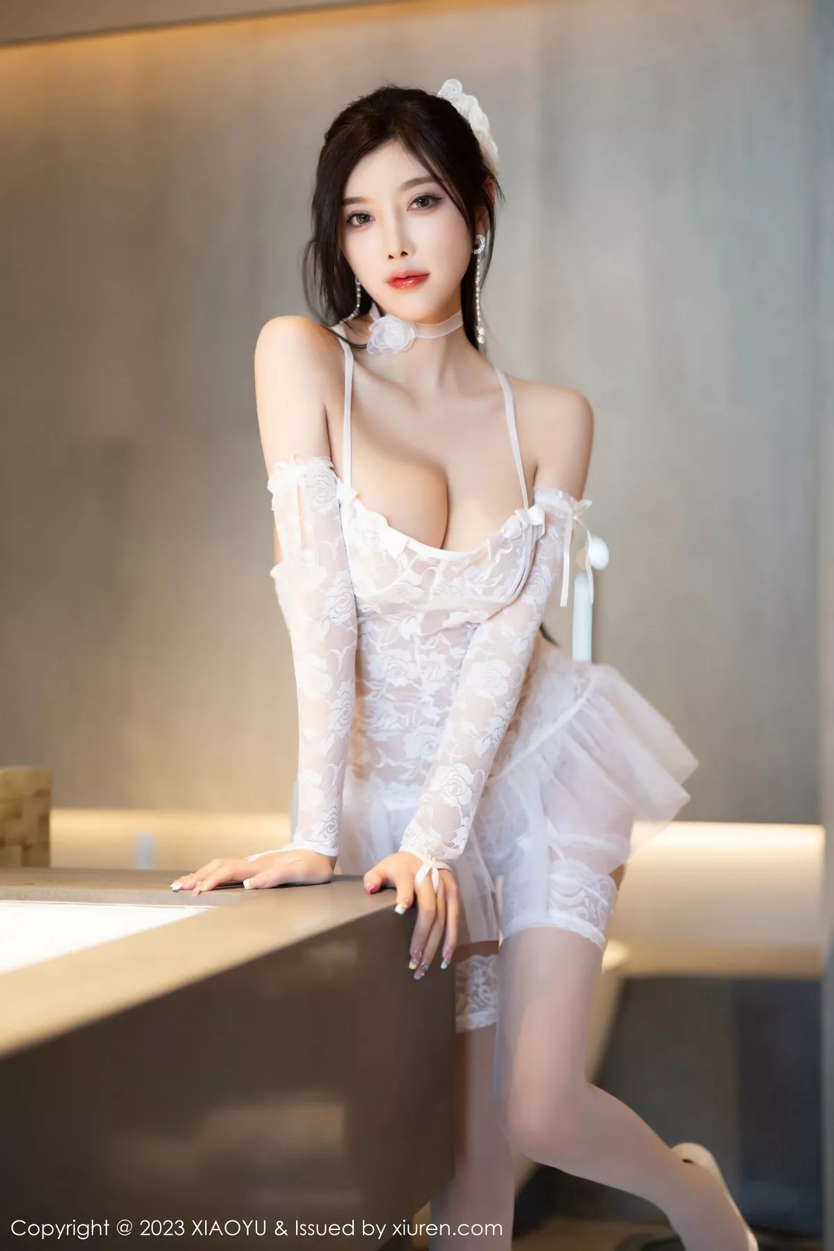 秀人集.com_[XiaoYu画语界]Vol.1095_女神杨晨晨Yome性感白色连衣长裙配白丝袜秀丰腴身材诱惑写真91P